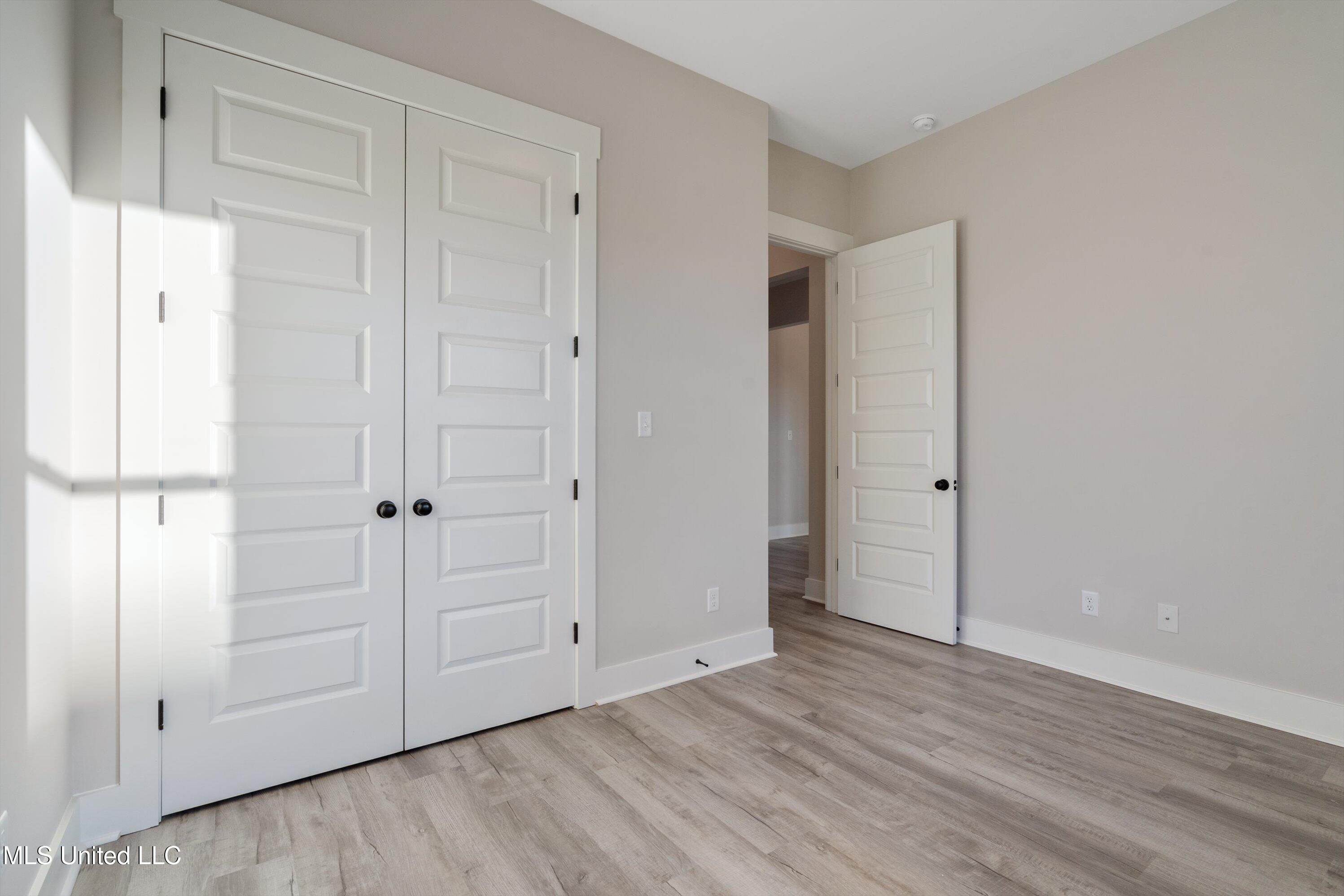 3922 Swan Cove