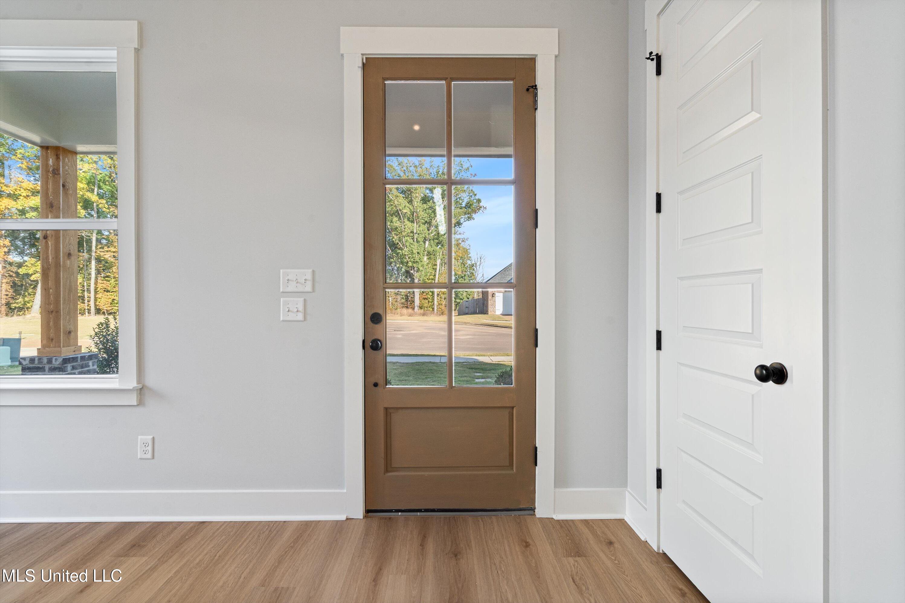 3847 Swan Cove