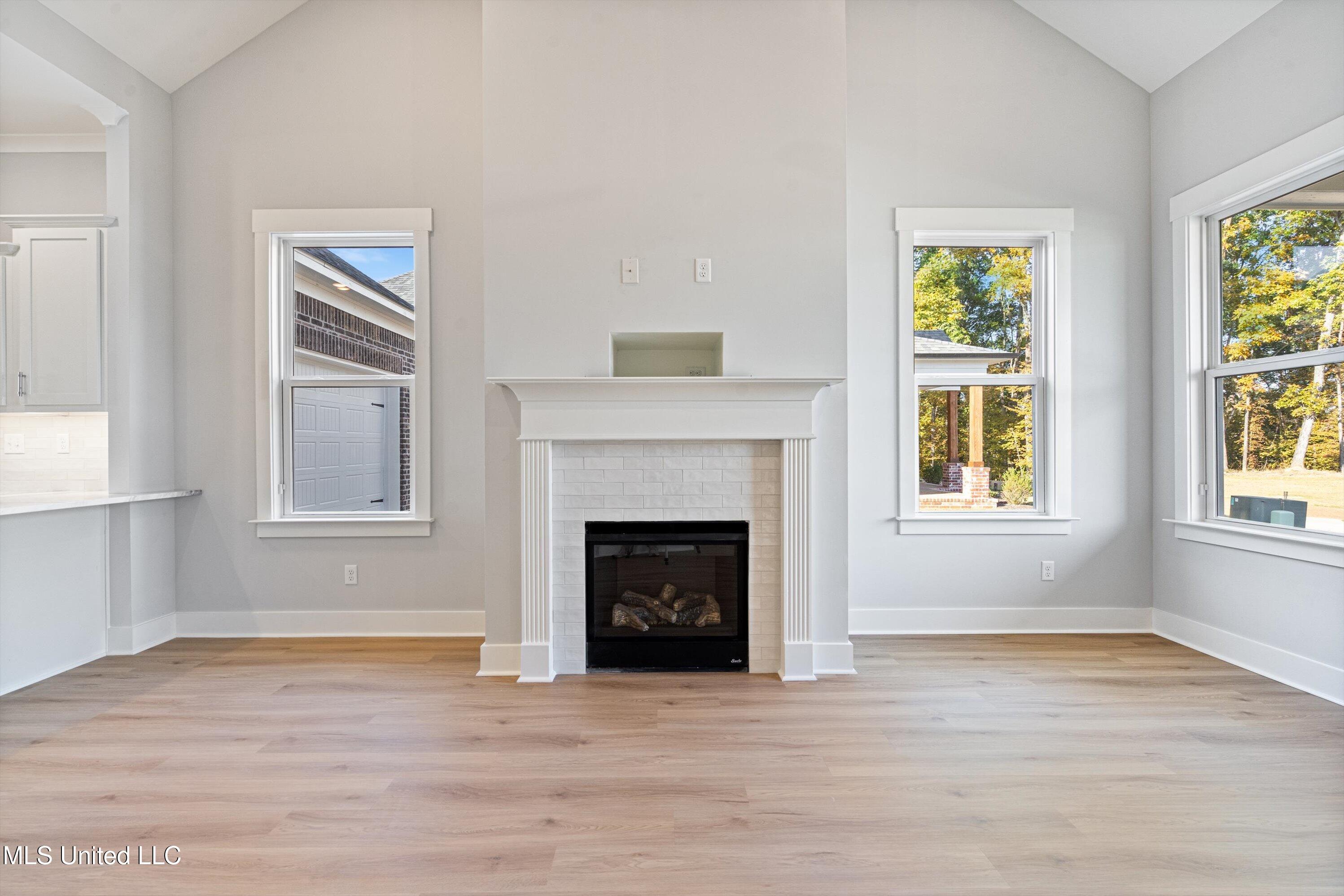 3847 Swan Cove