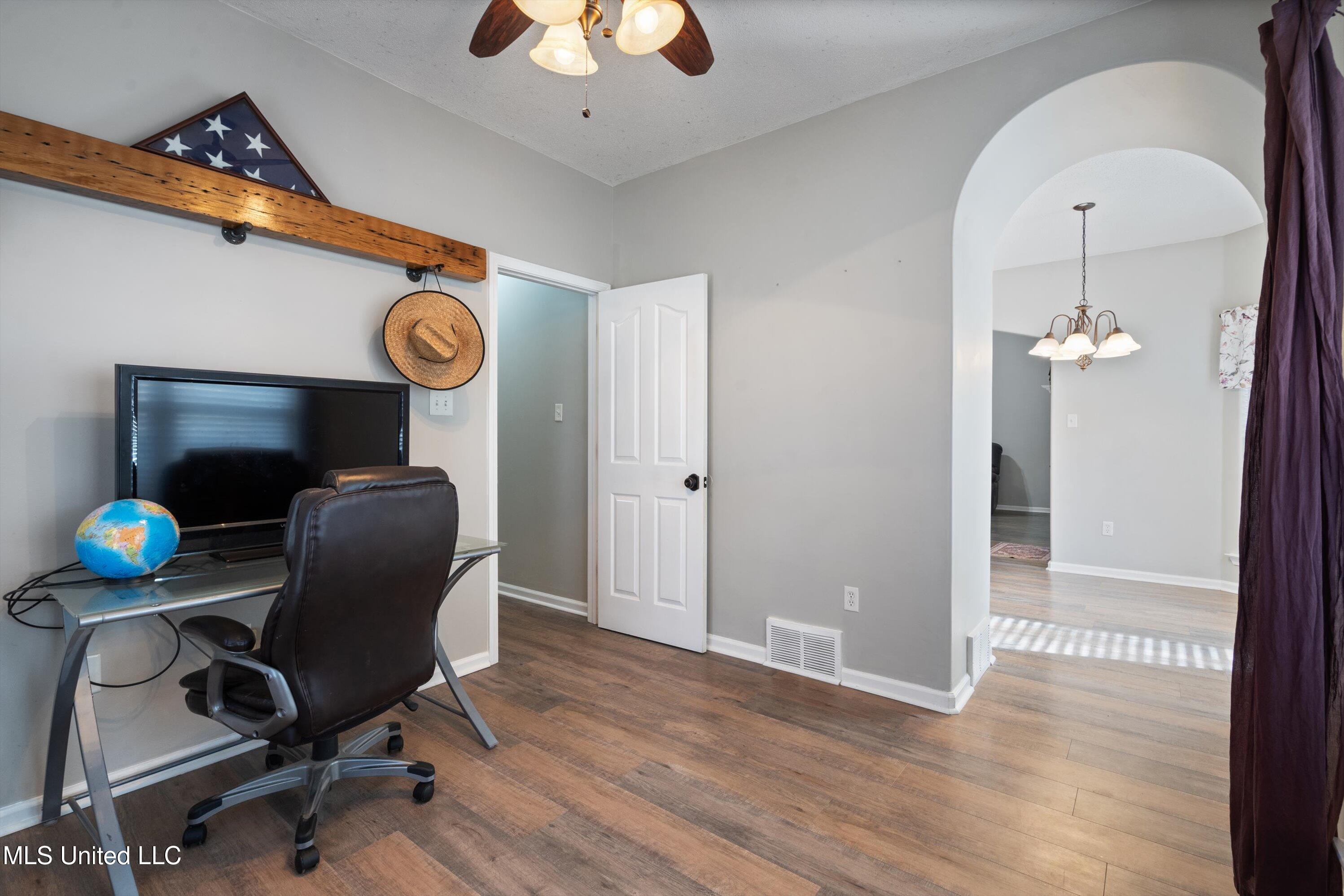 3317 Maple Hollow Cove