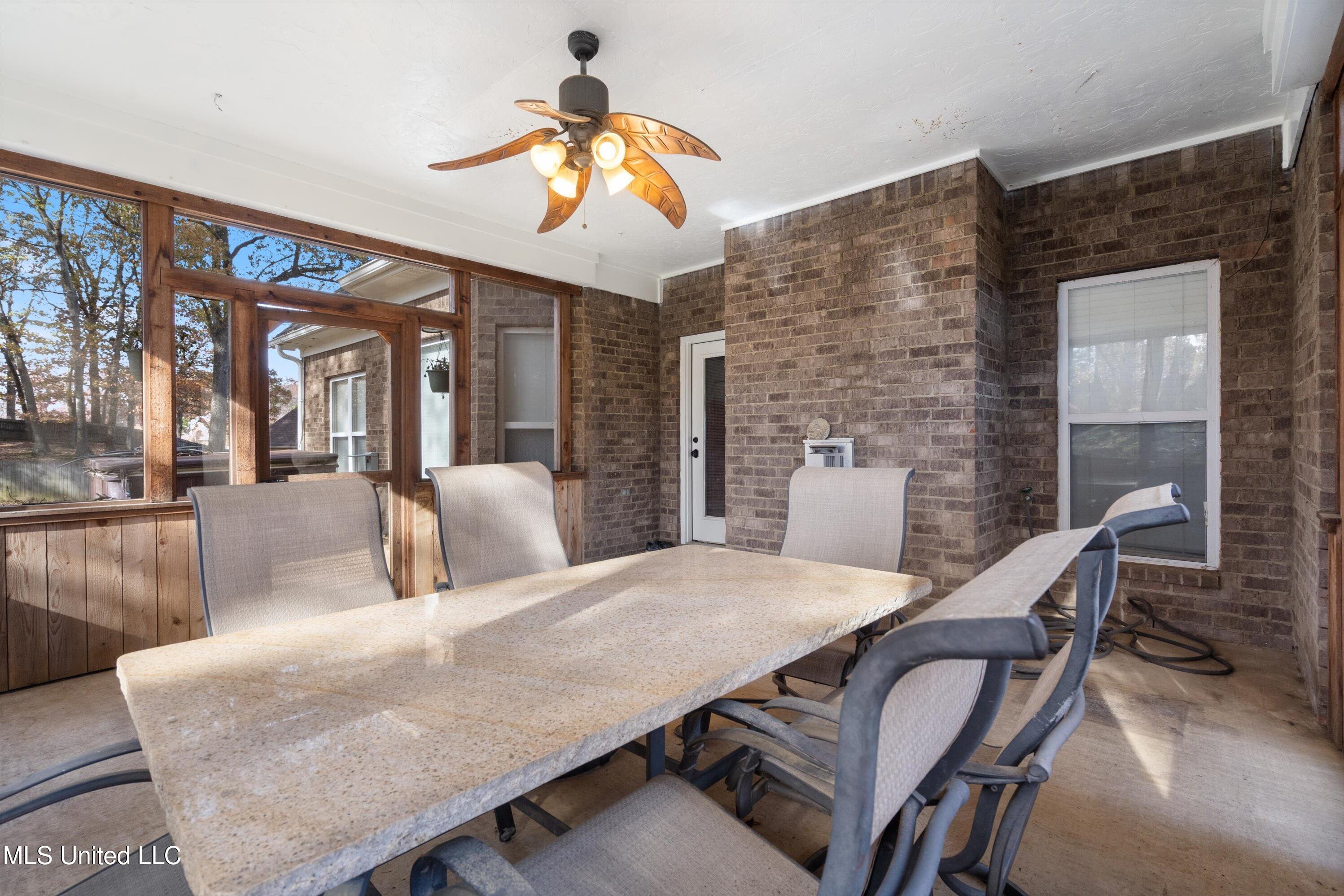 3317 Maple Hollow Cove
