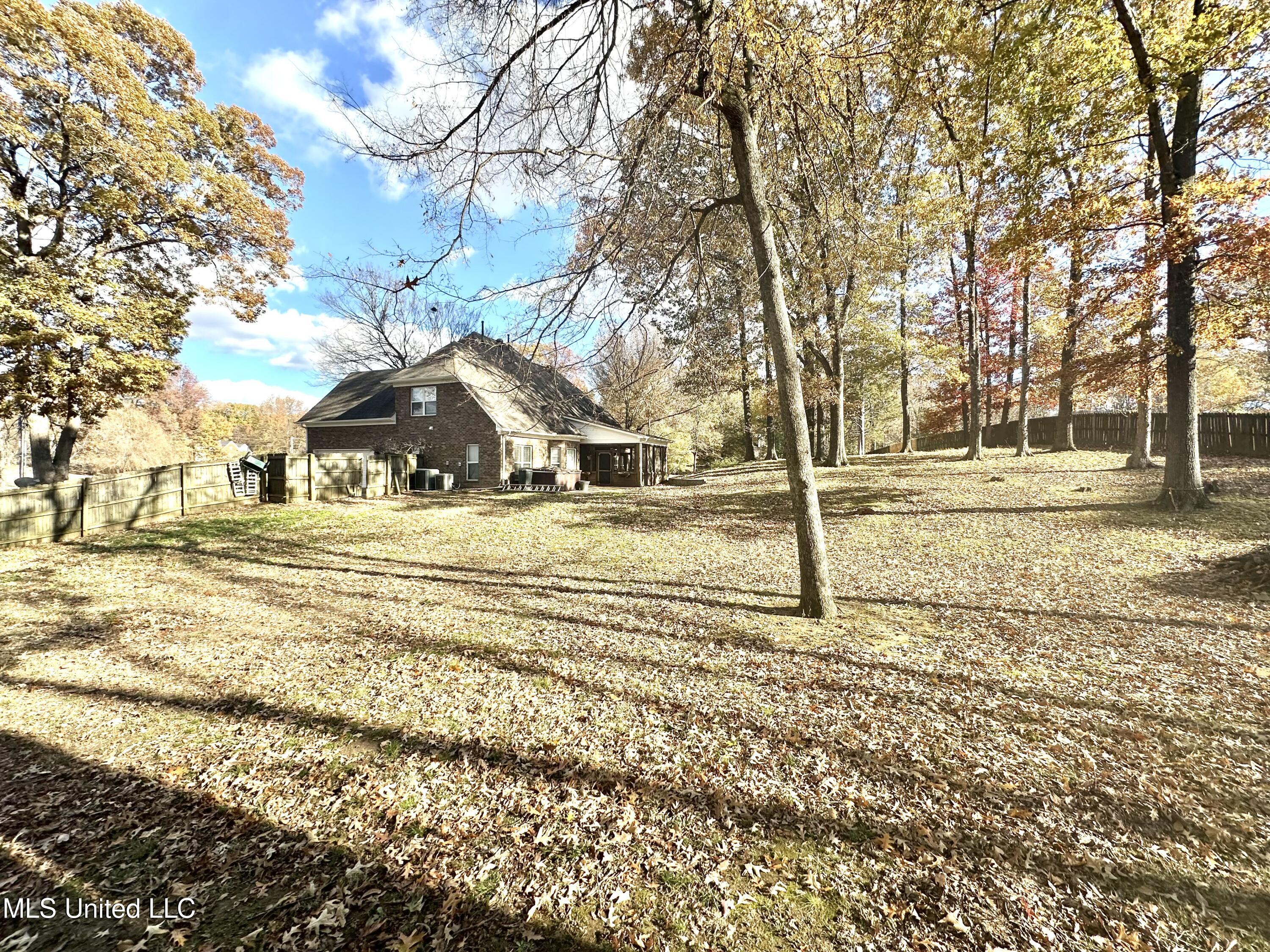 3317 Maple Hollow Cove