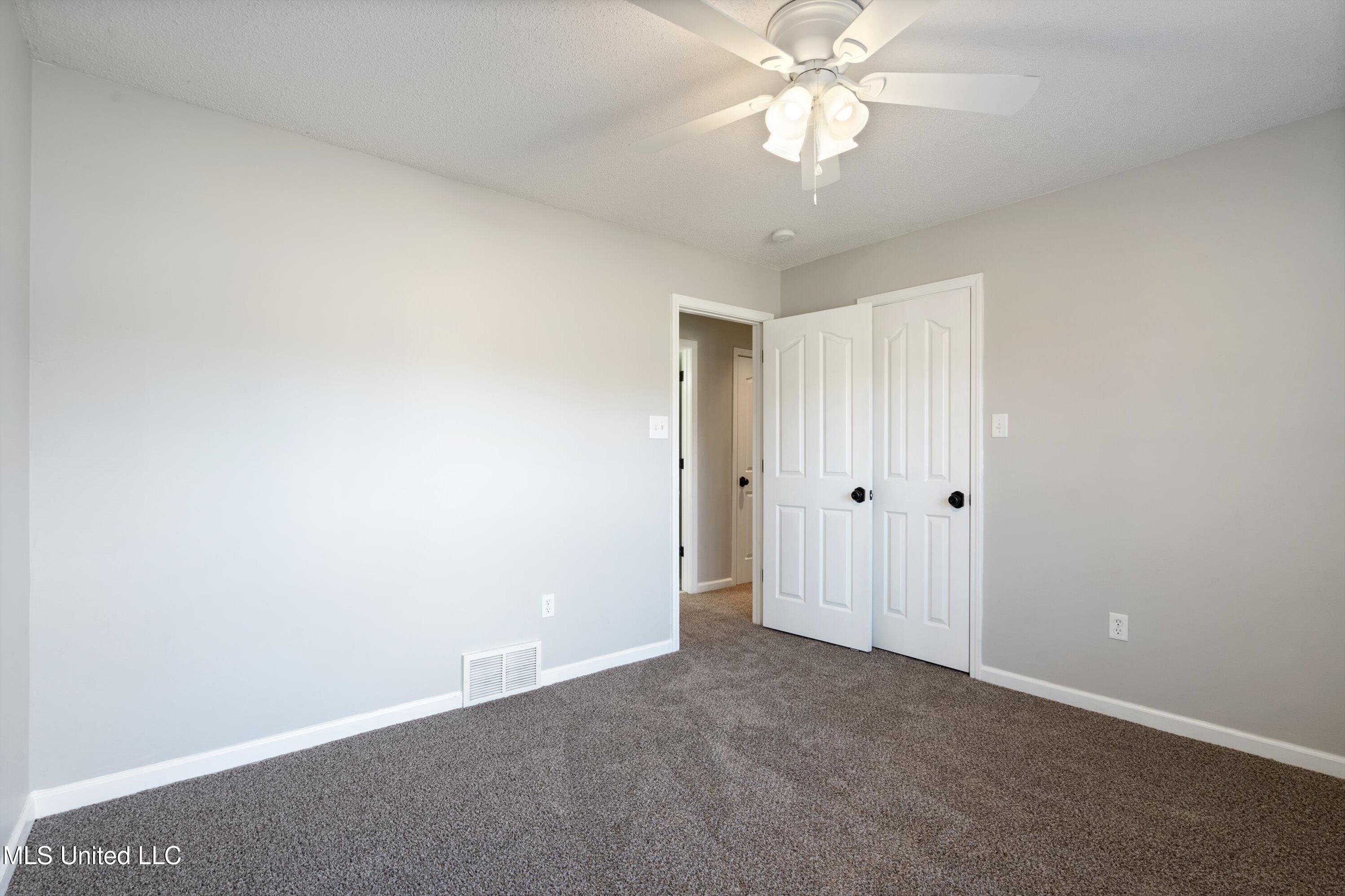 3317 Maple Hollow Cove