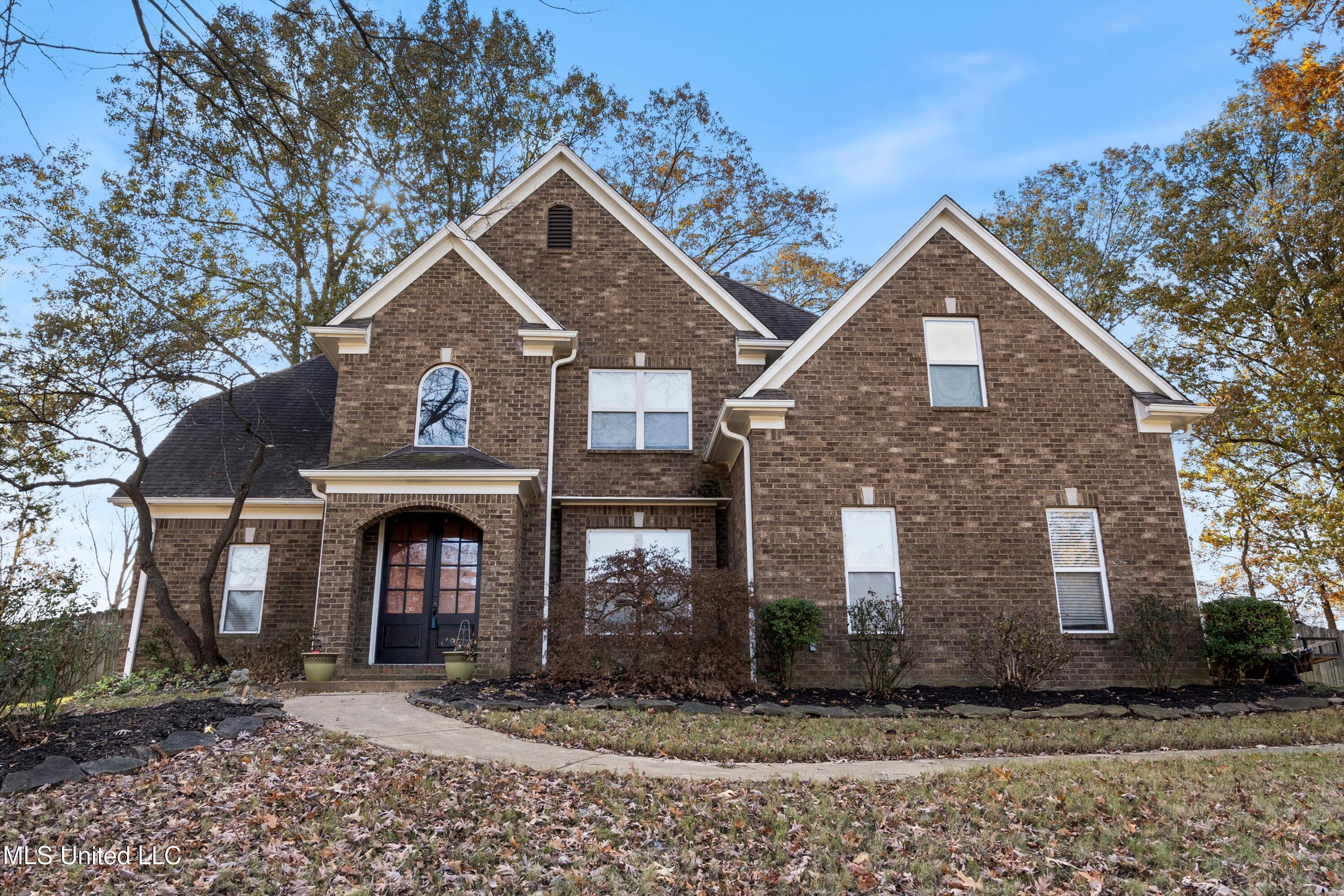 3317 Maple Hollow Cove