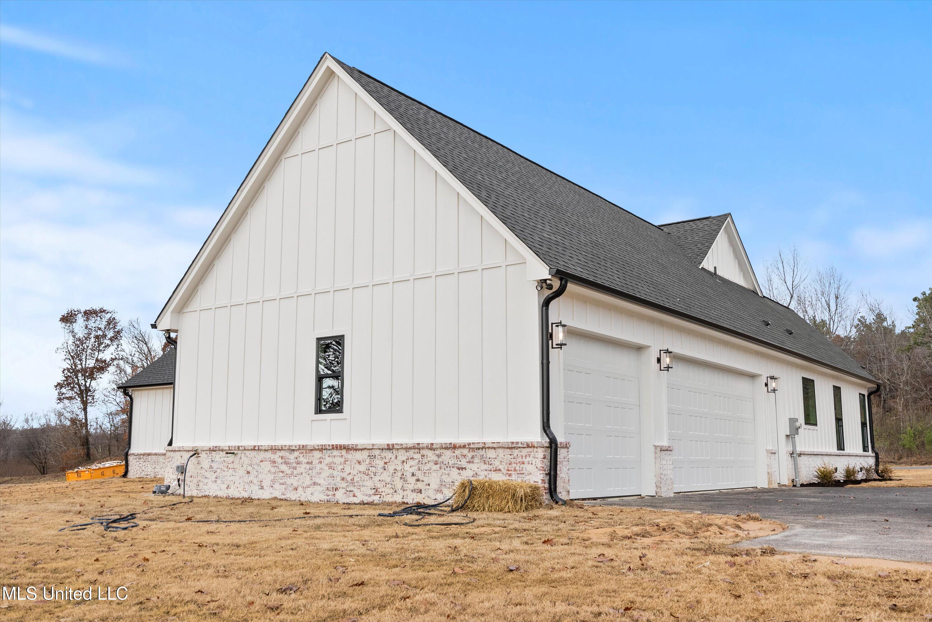 14871 Fairview Road