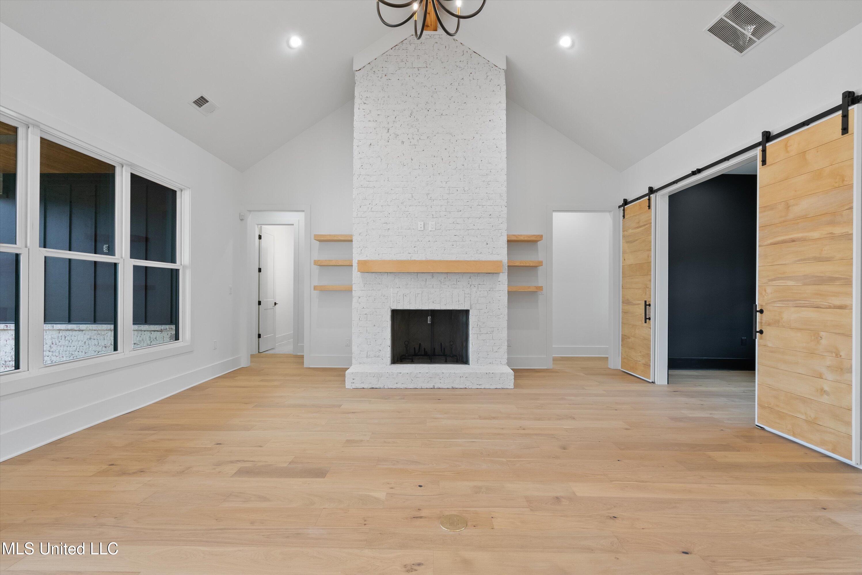 14871 Fairview Road
