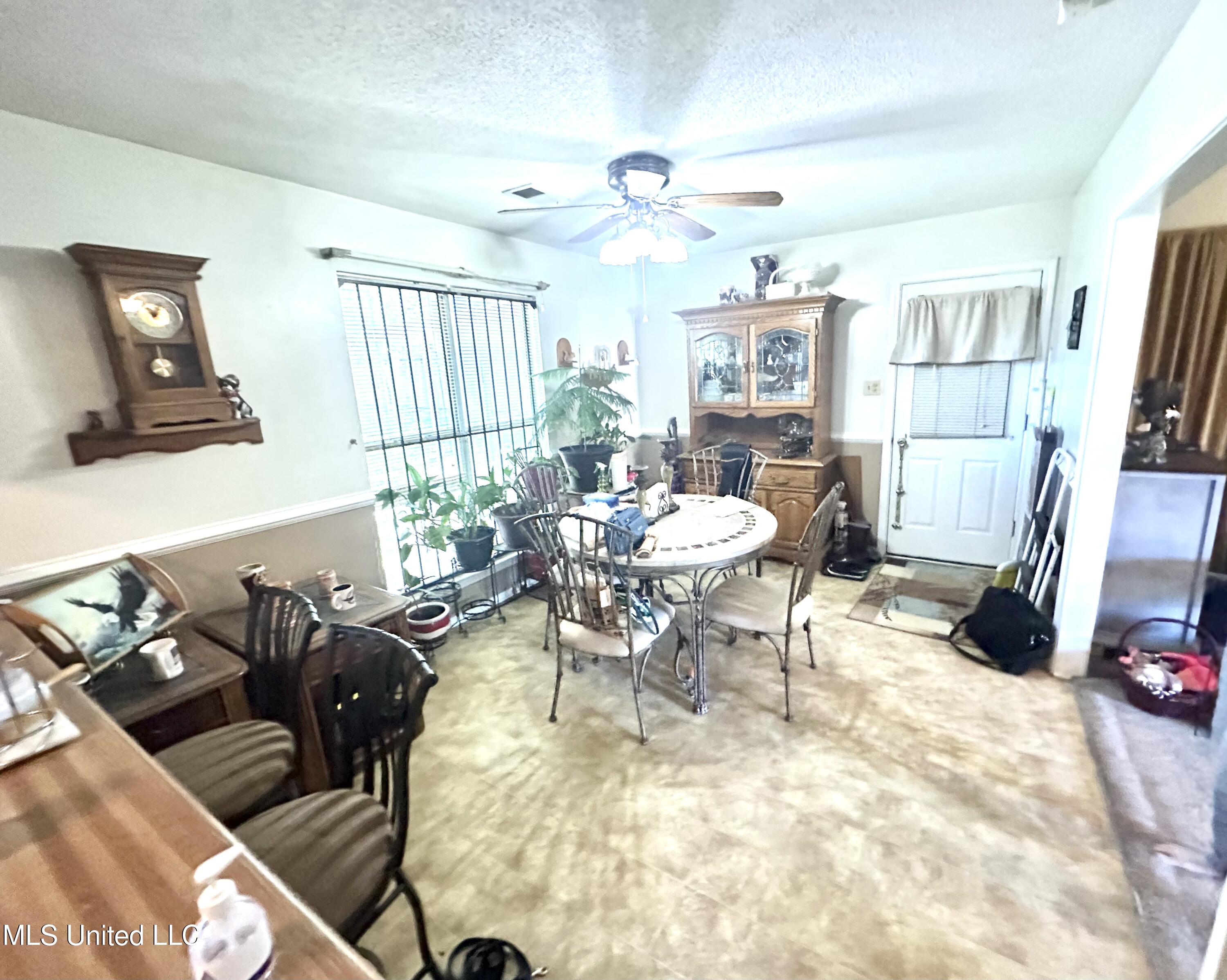 3505 Dorchester Drive