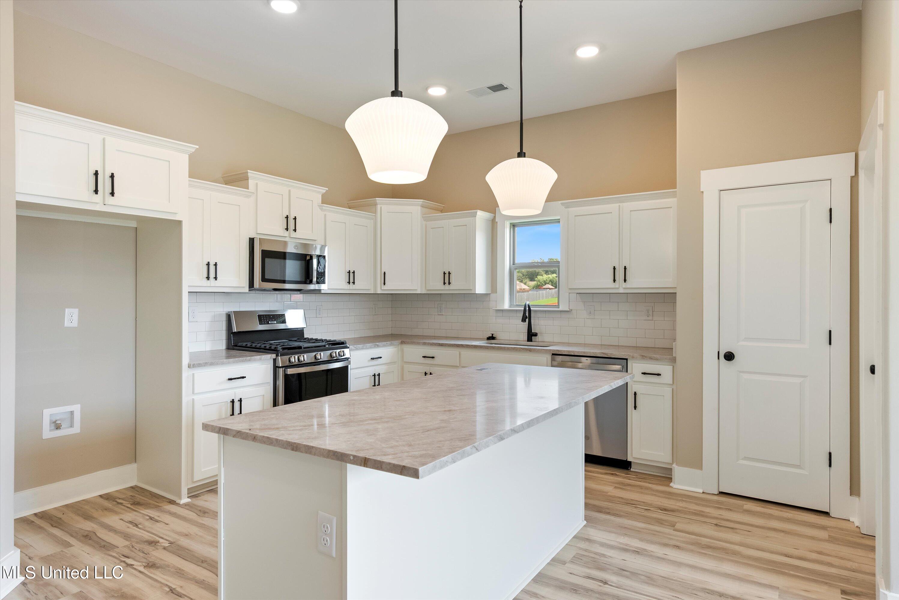 3755 Roland Drive