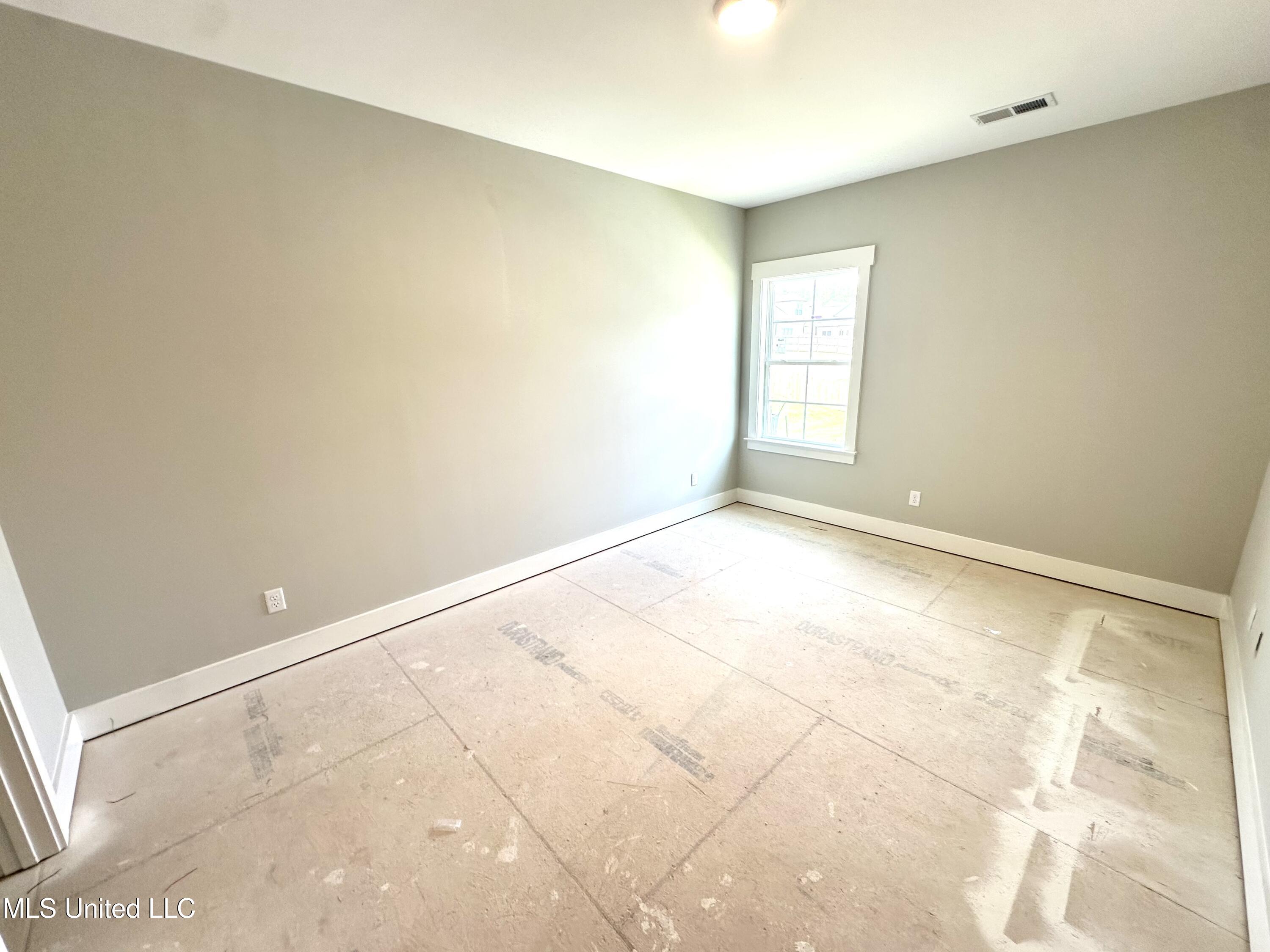 3925 Swan Cove