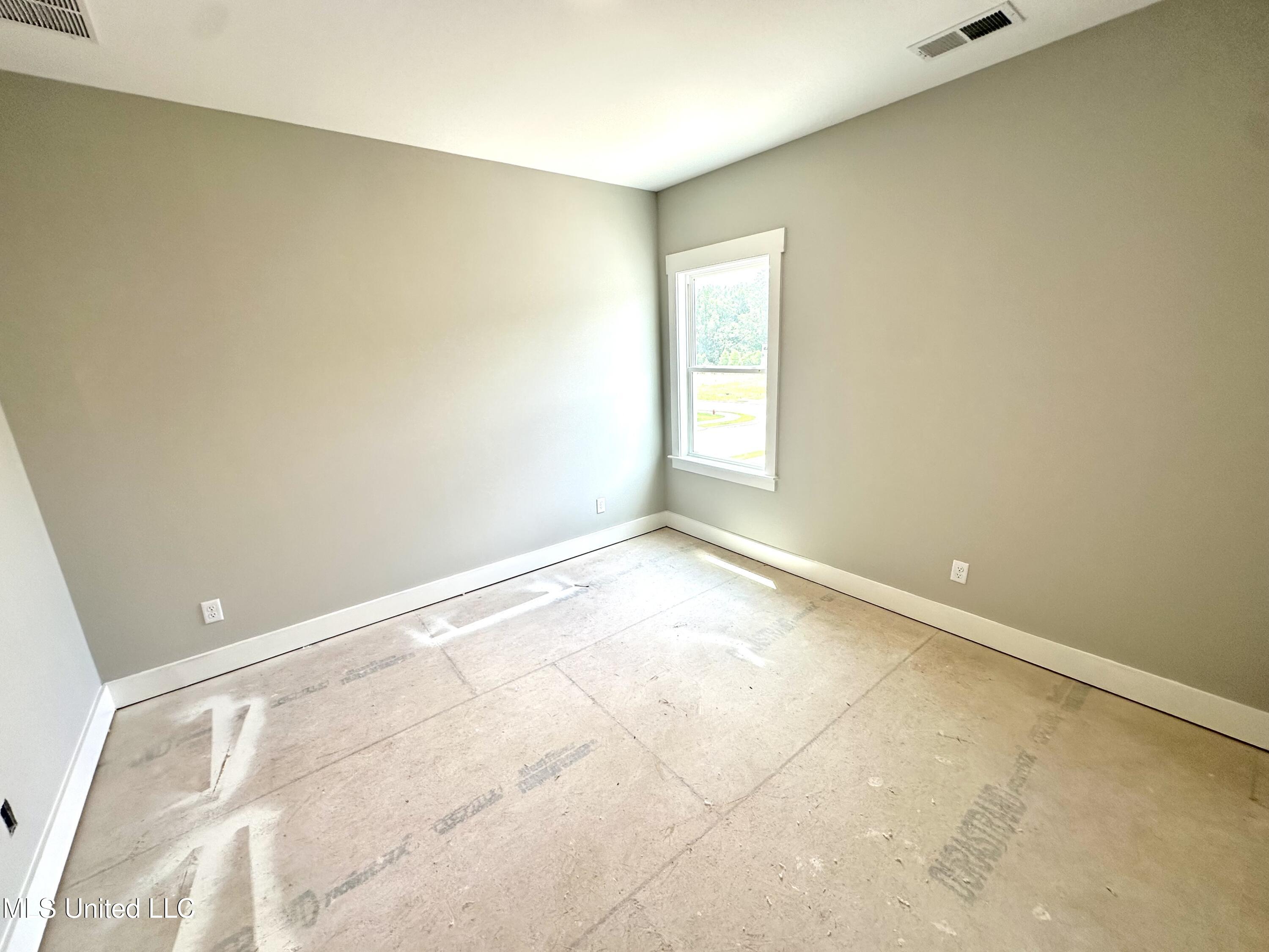 3925 Swan Cove