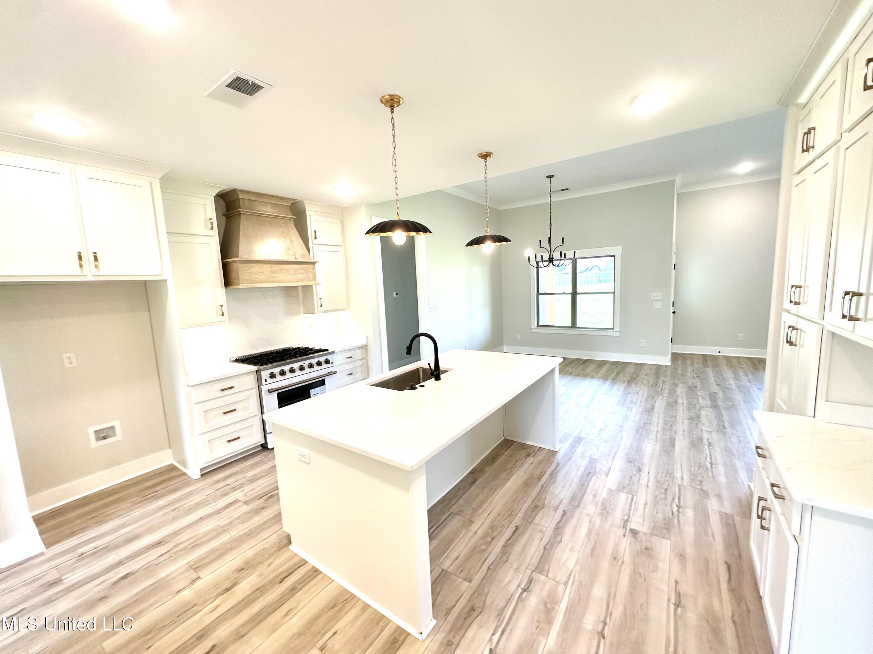 5147 Reserve Way