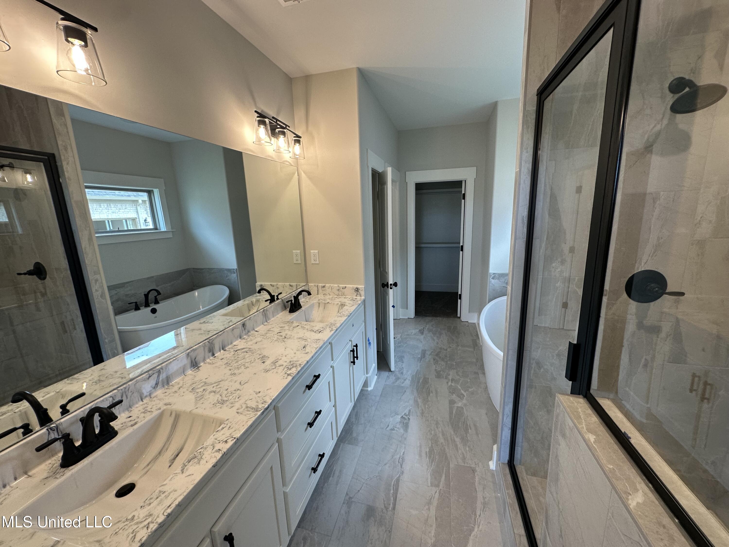 3747 Roland Drive