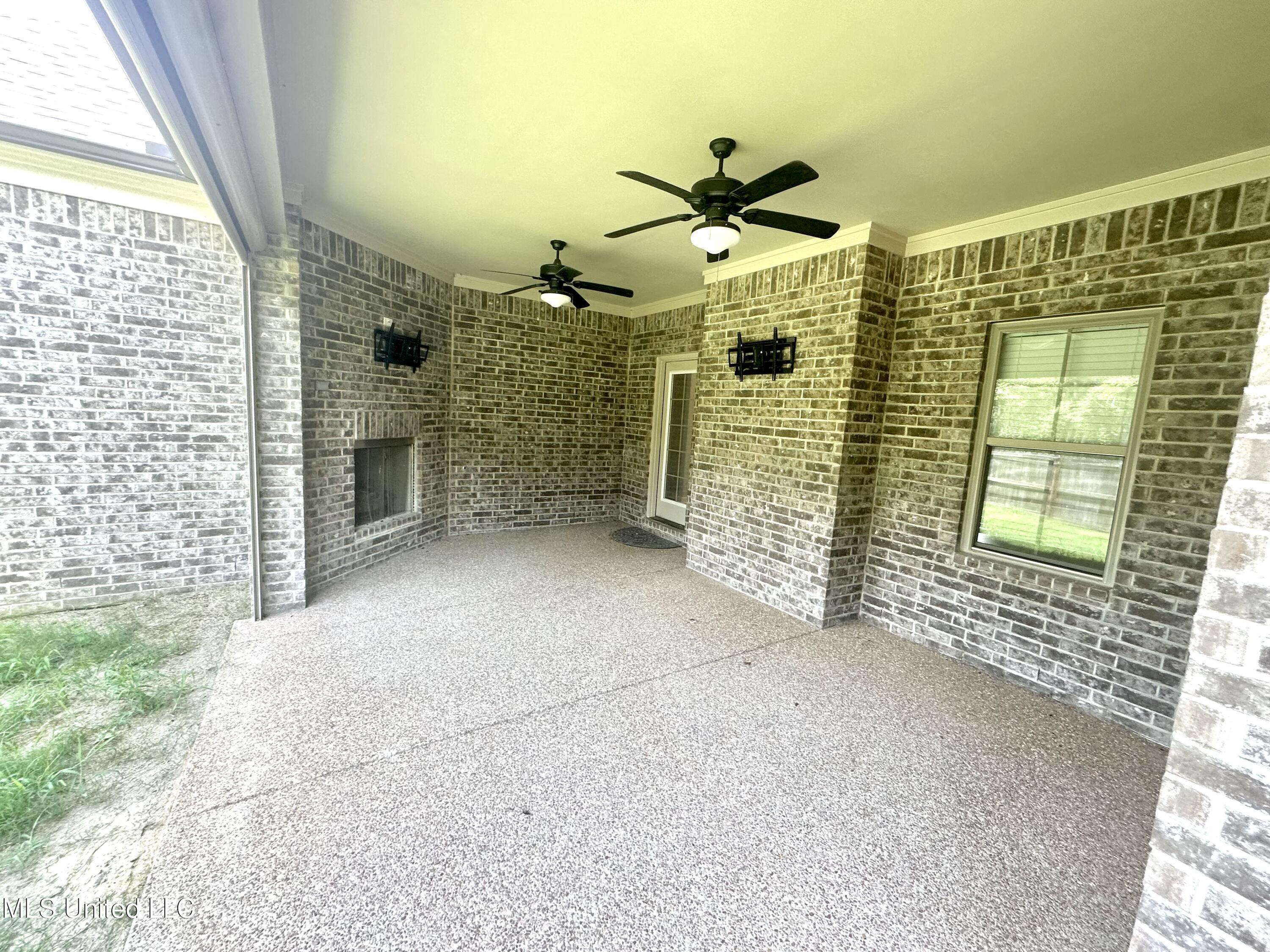 2968 Piper Cove