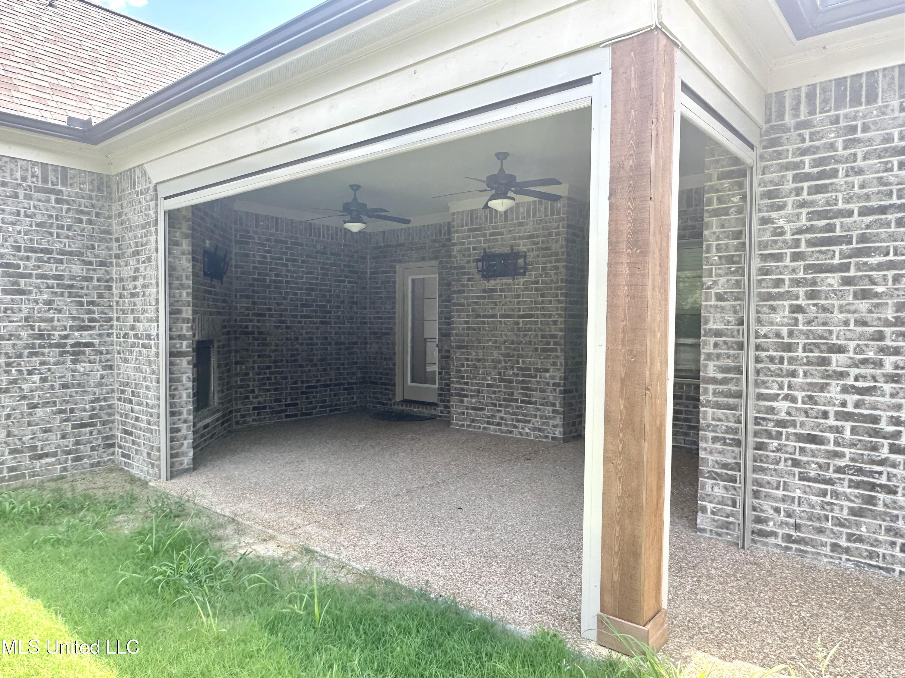 2968 Piper Cove
