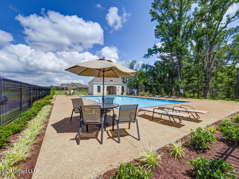 2968 Piper Cove