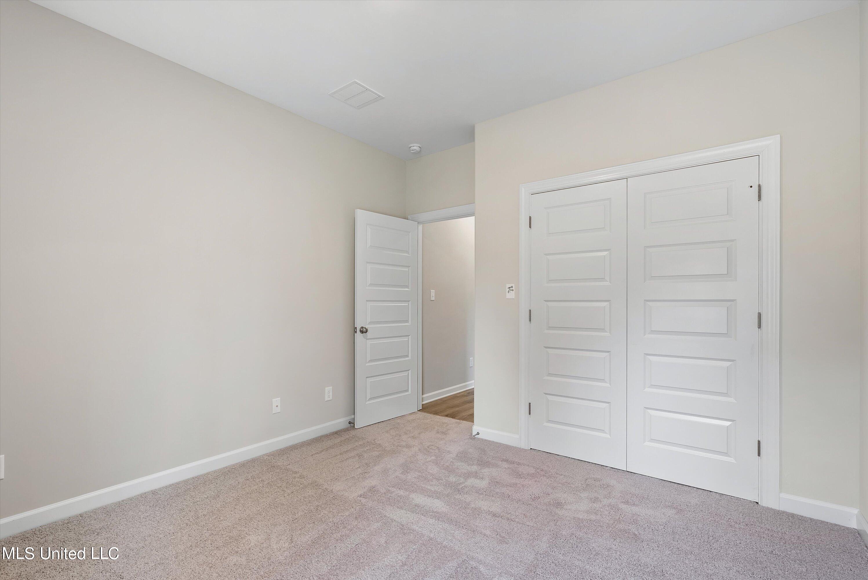 2968 Piper Cove
