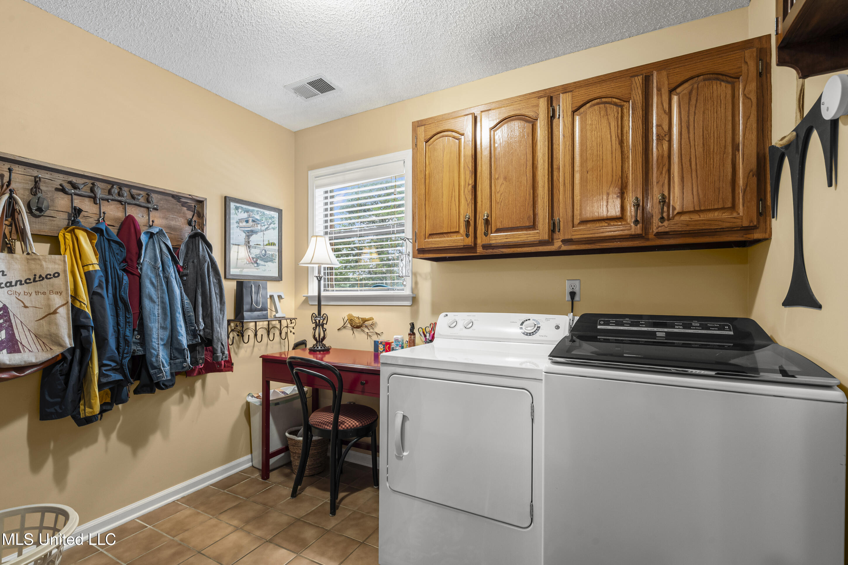 9095 Willow Branch Drive