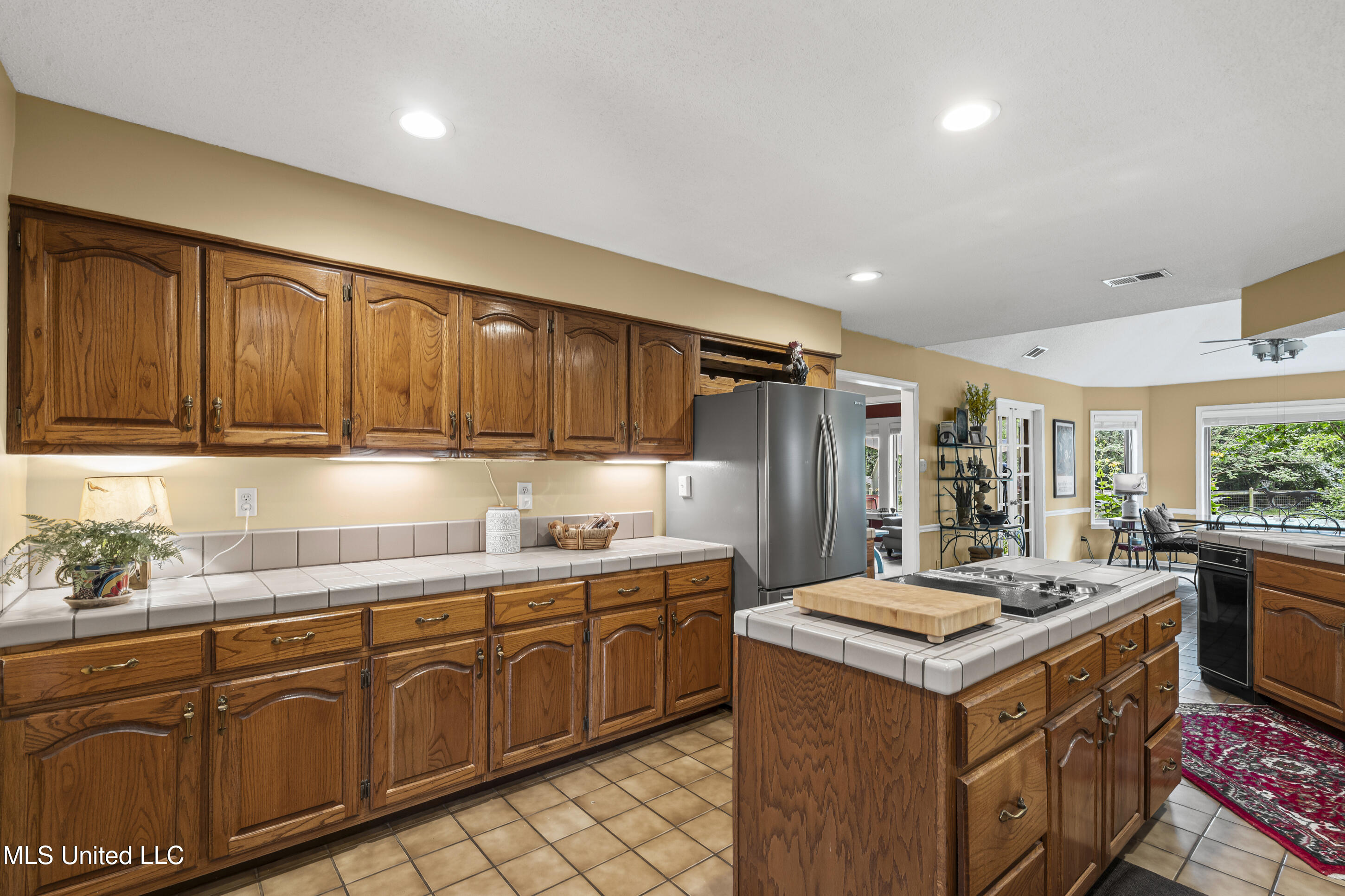 9095 Willow Branch Drive