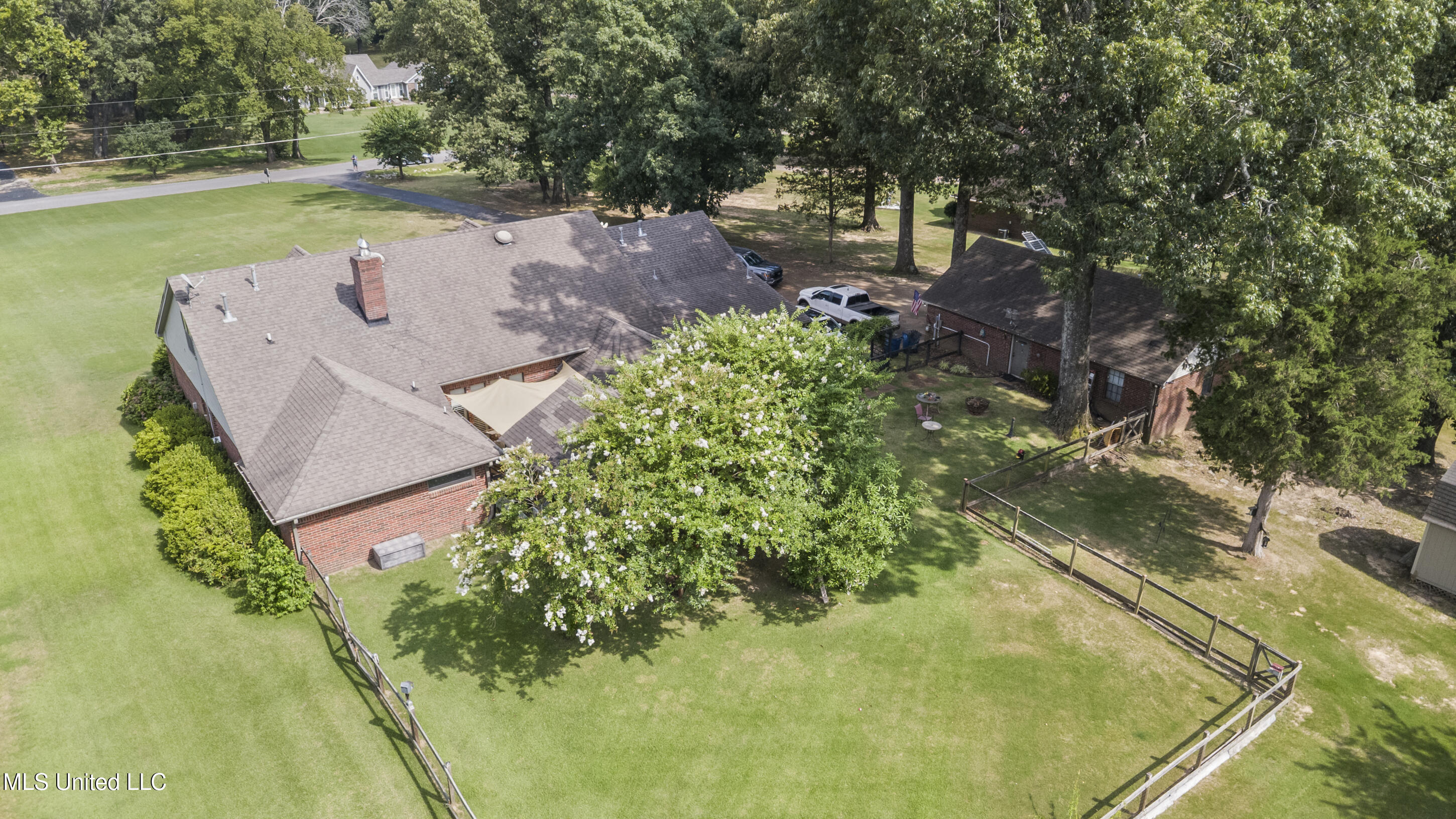 9095 Willow Branch Drive