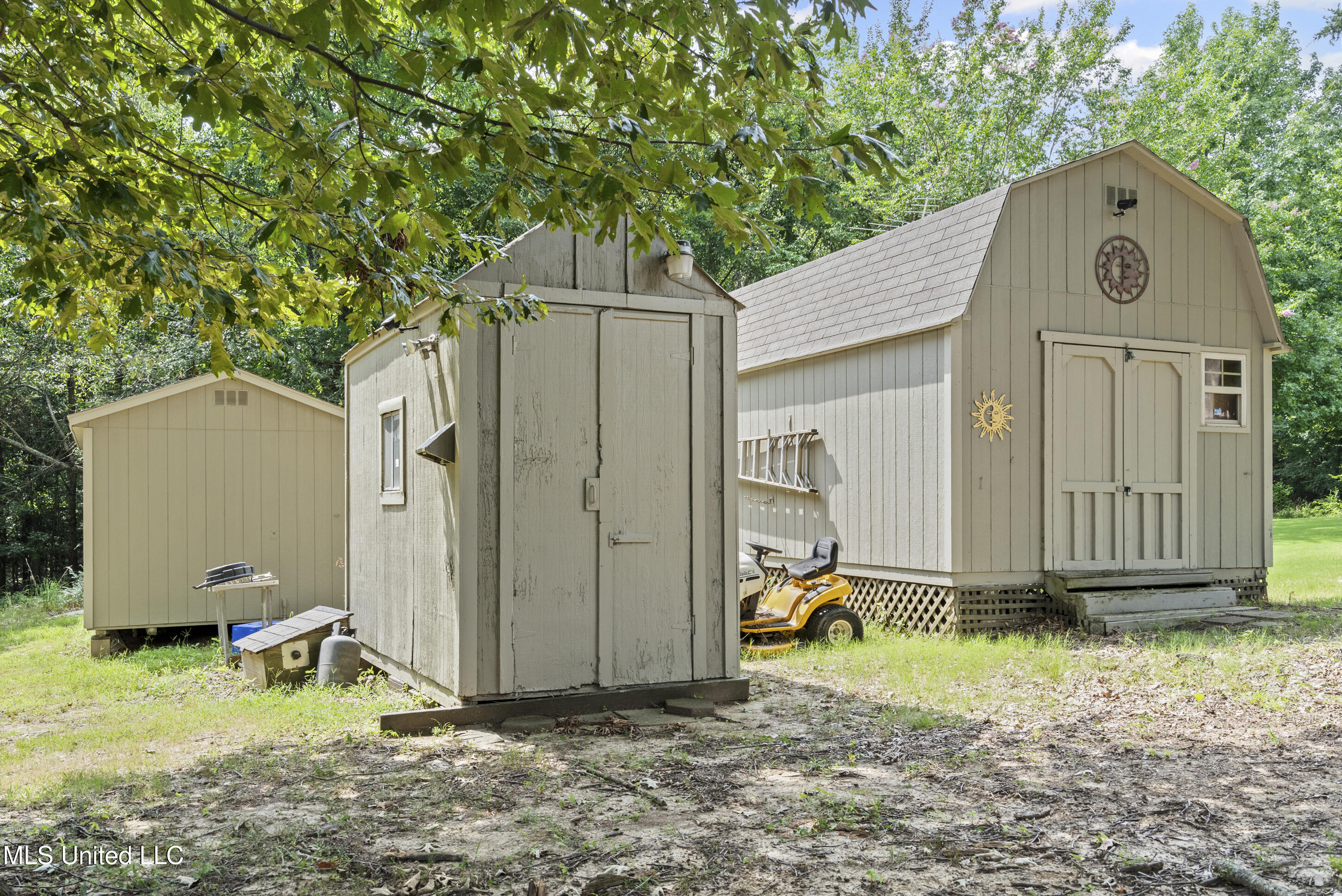 9095 Willow Branch Drive