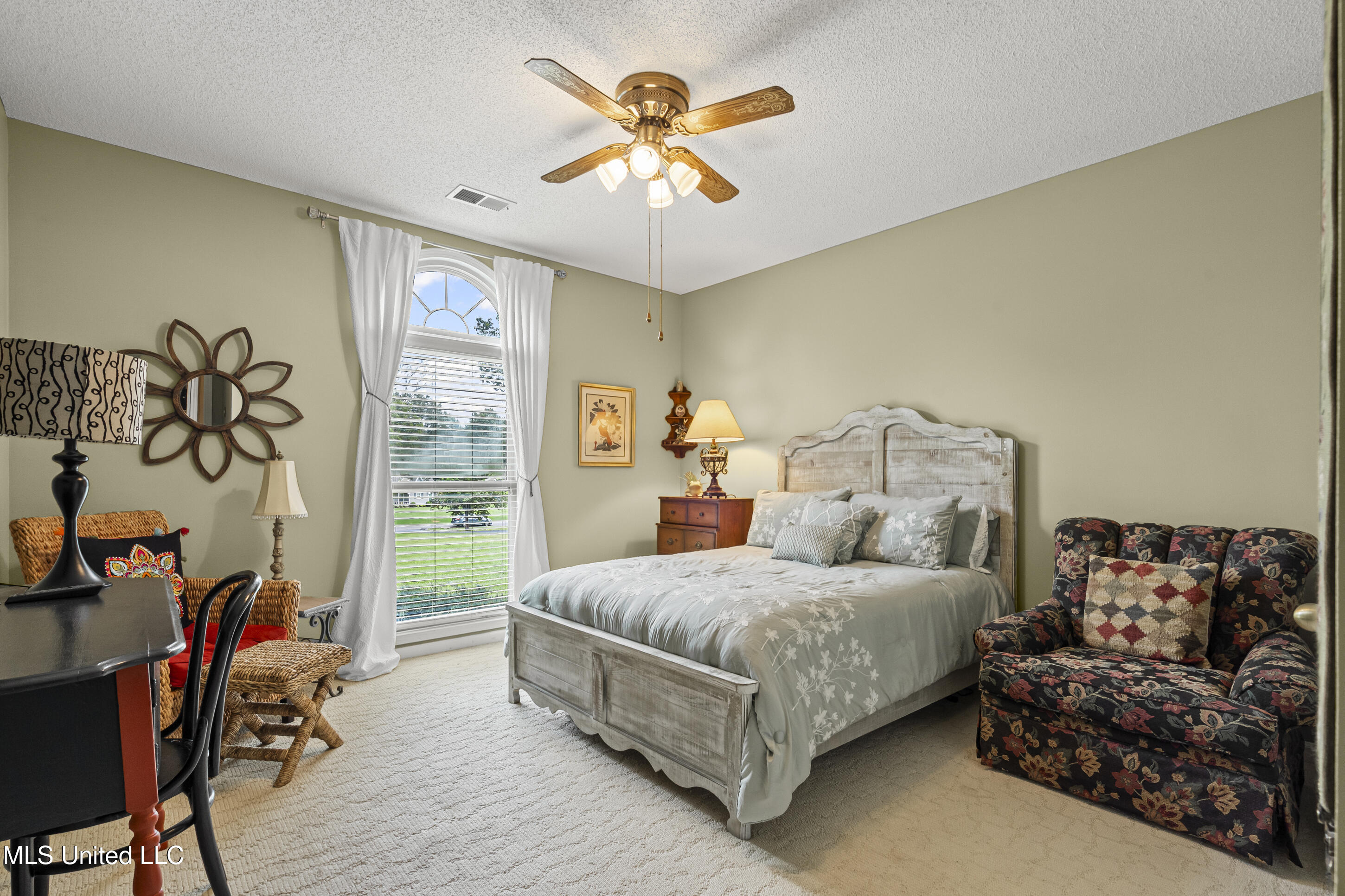 9095 Willow Branch Drive