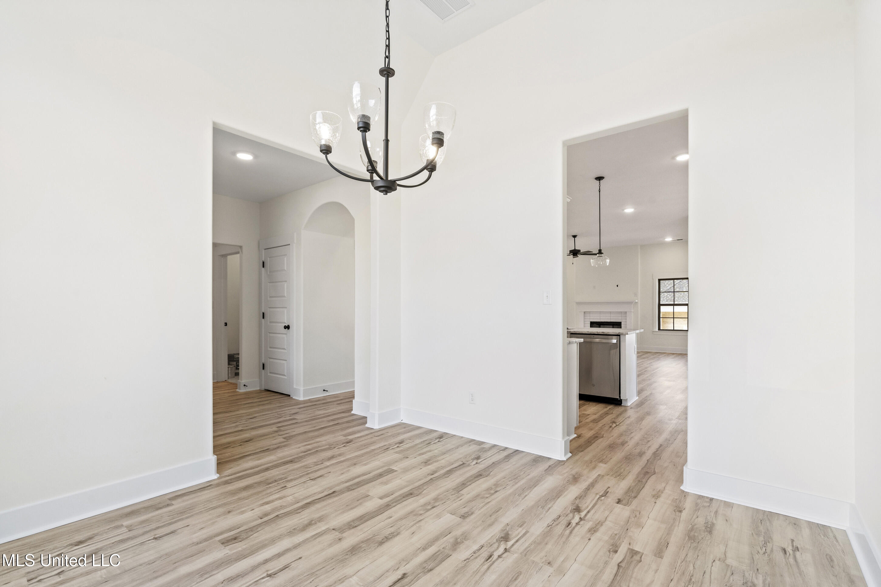 2955 Molly Cove