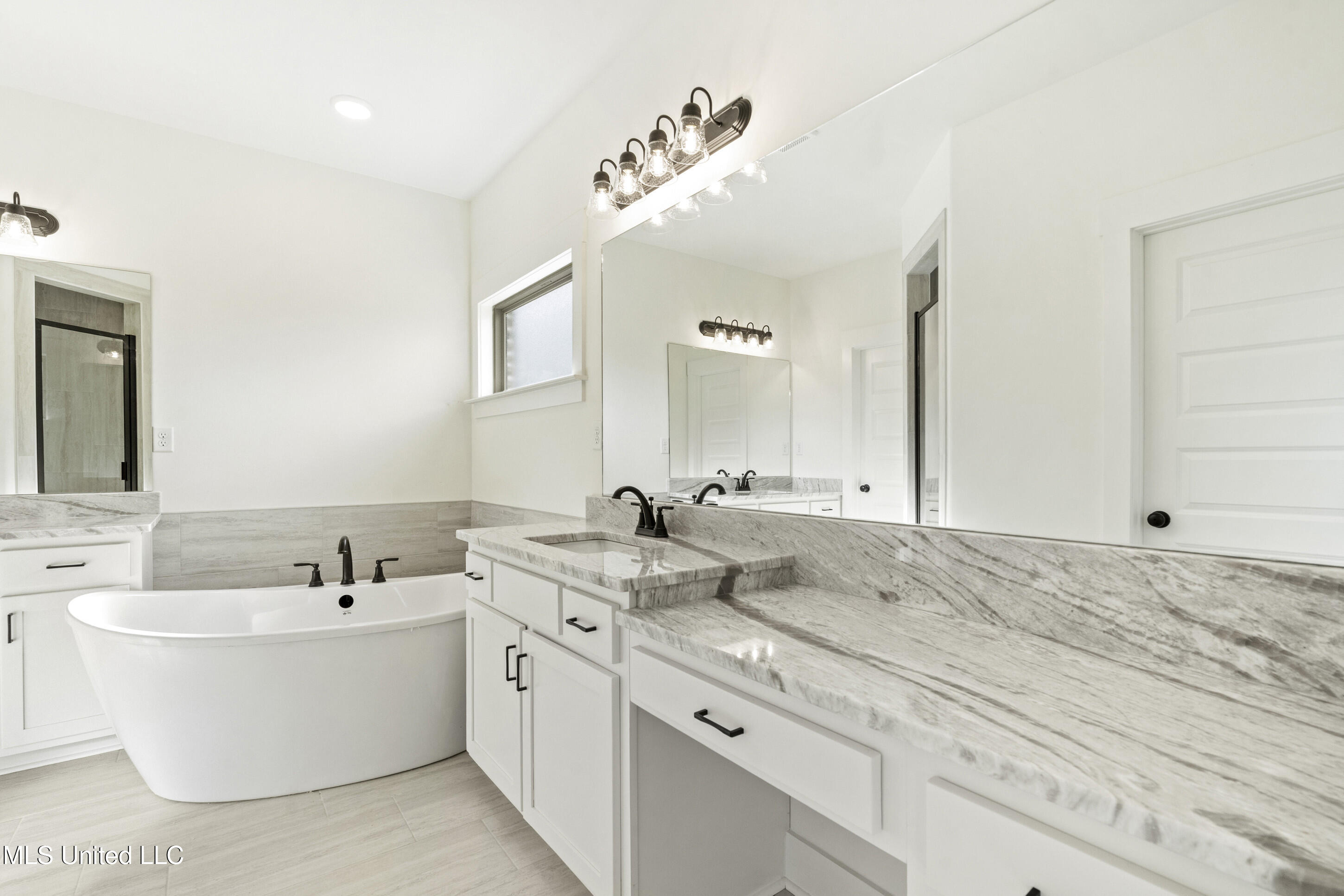 2955 Molly Cove