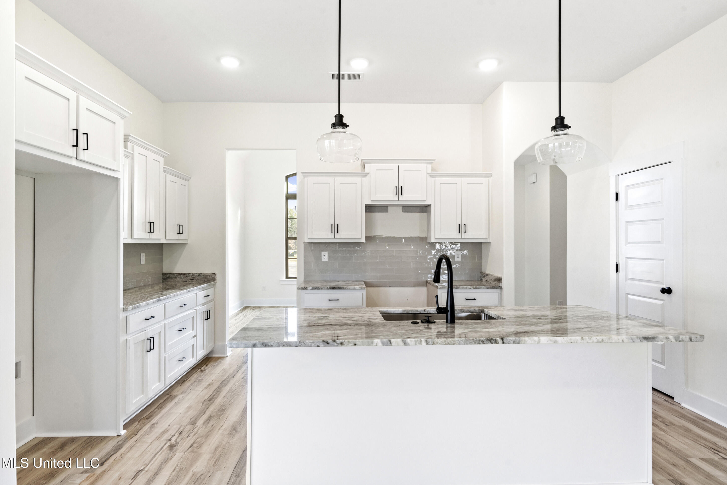 2955 Molly Cove