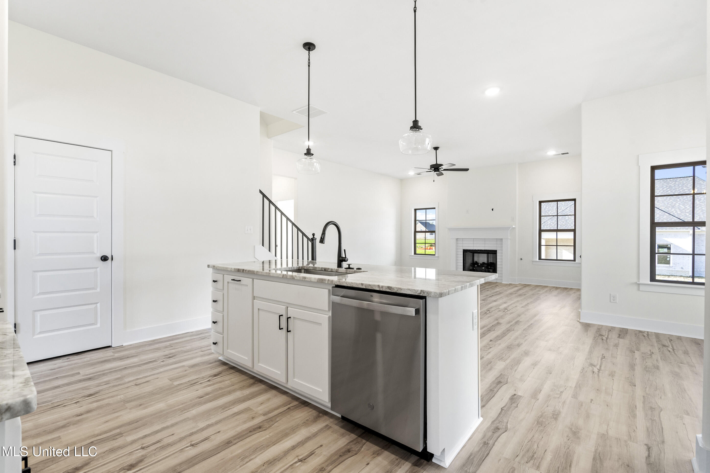 2955 Molly Cove
