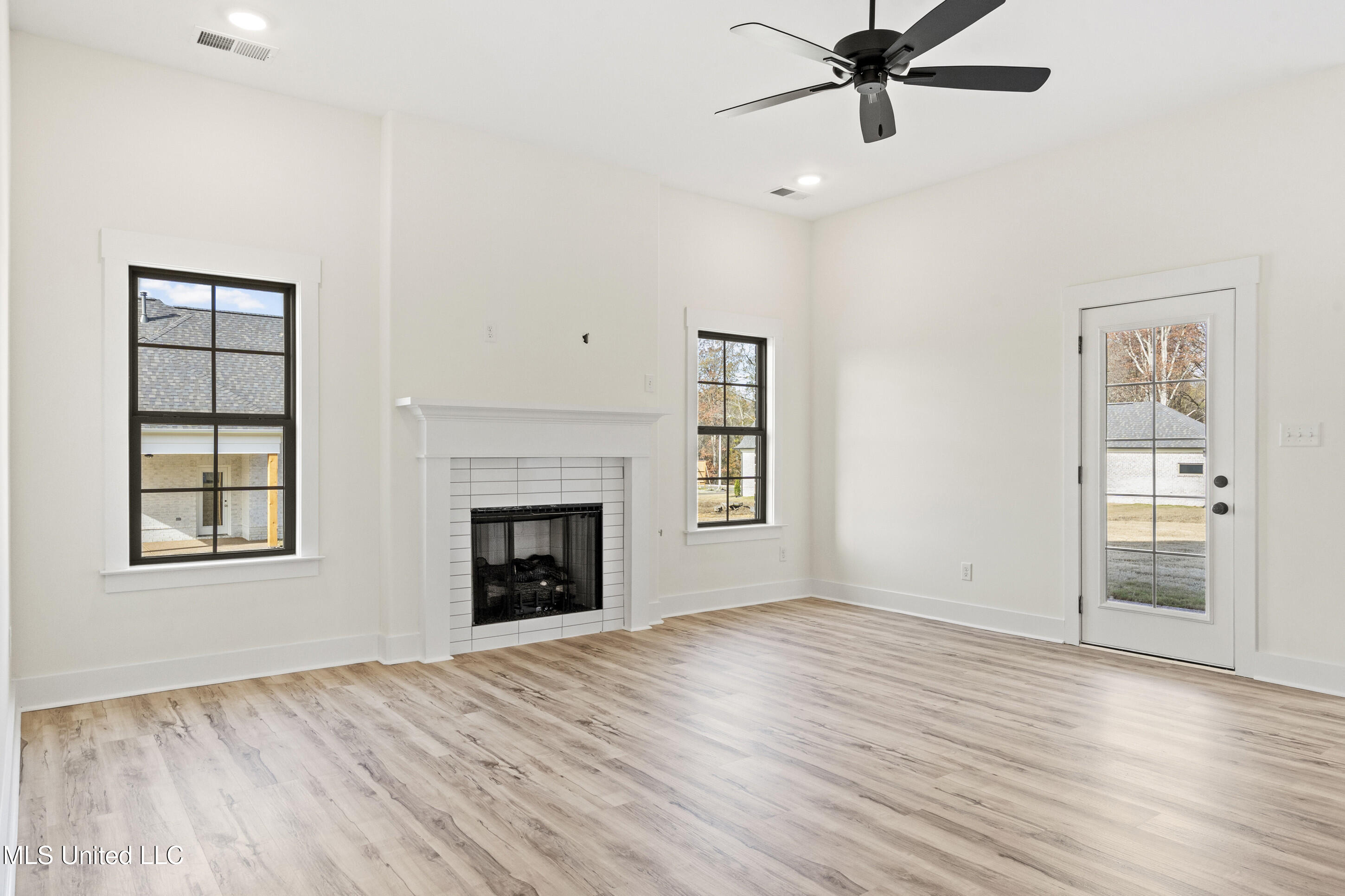 2955 Molly Cove