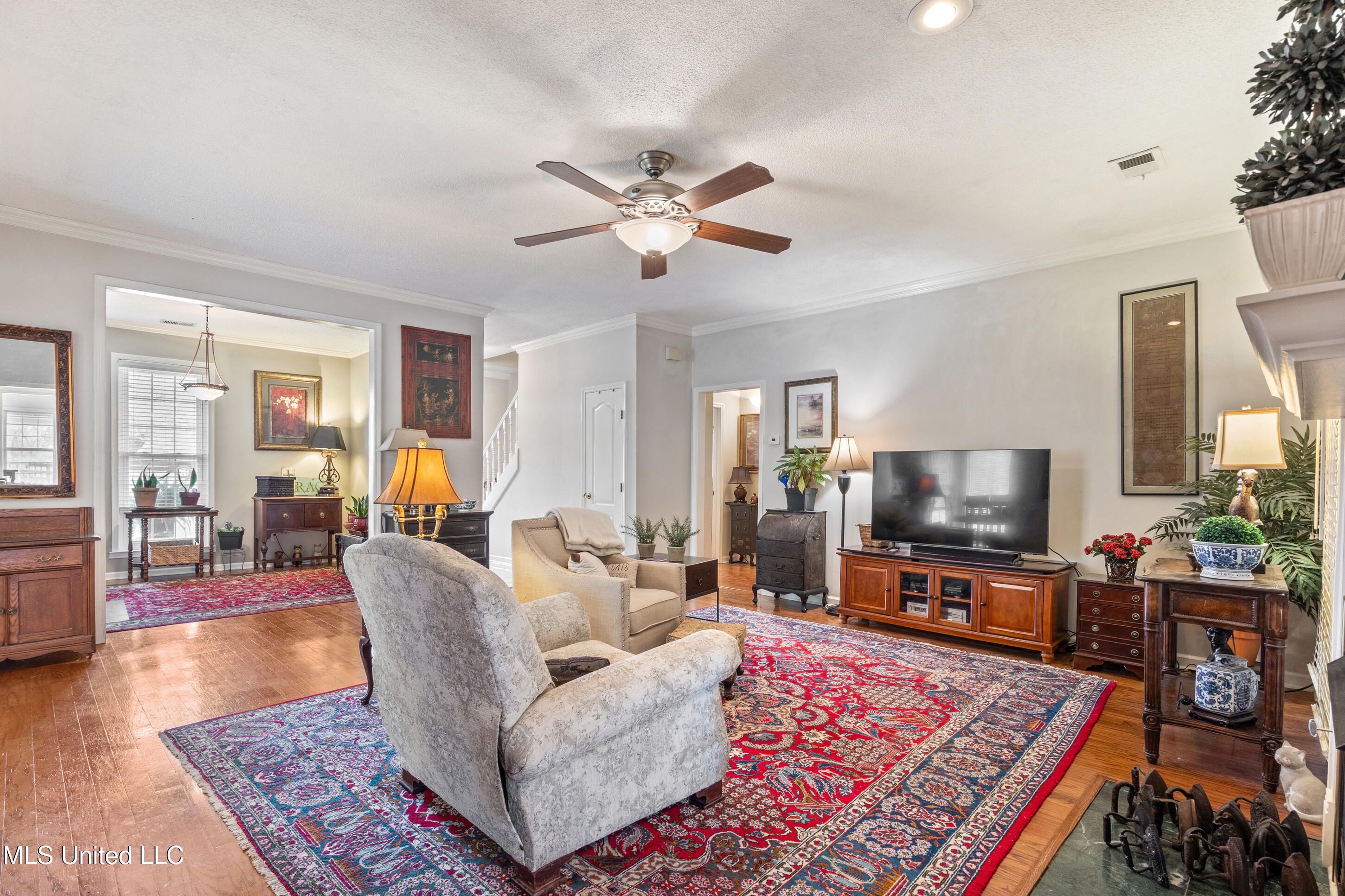 3165 Grand Oaks Drive