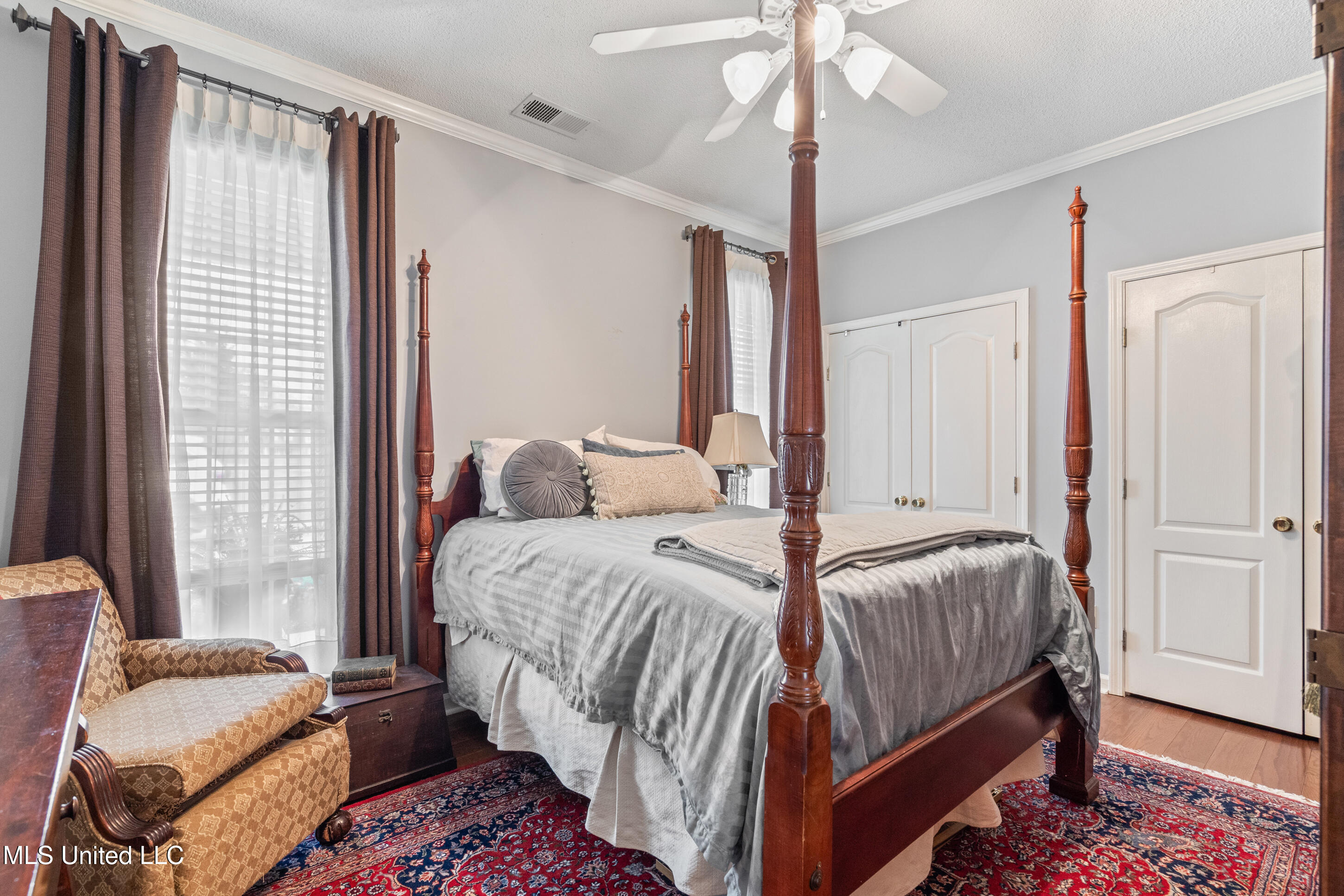 3165 Grand Oaks Drive
