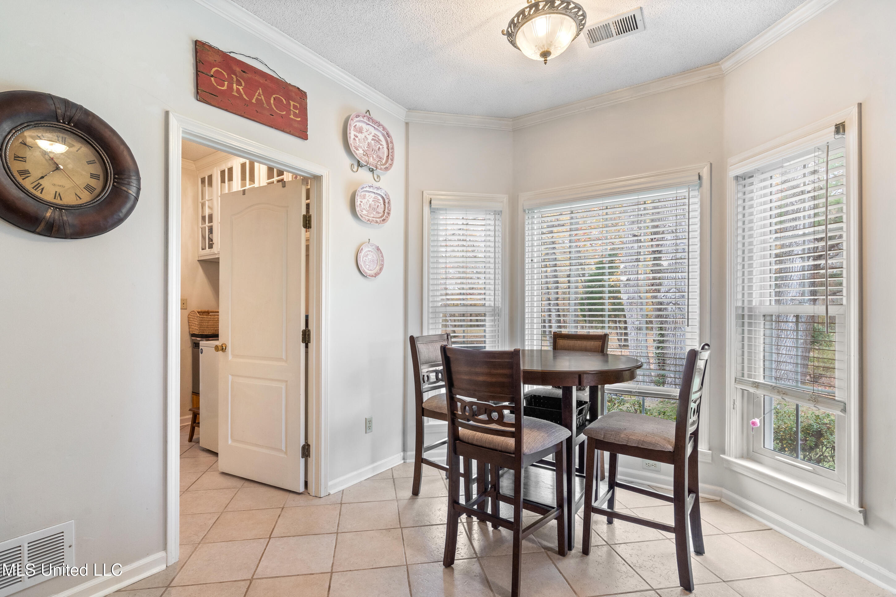 3165 Grand Oaks Drive
