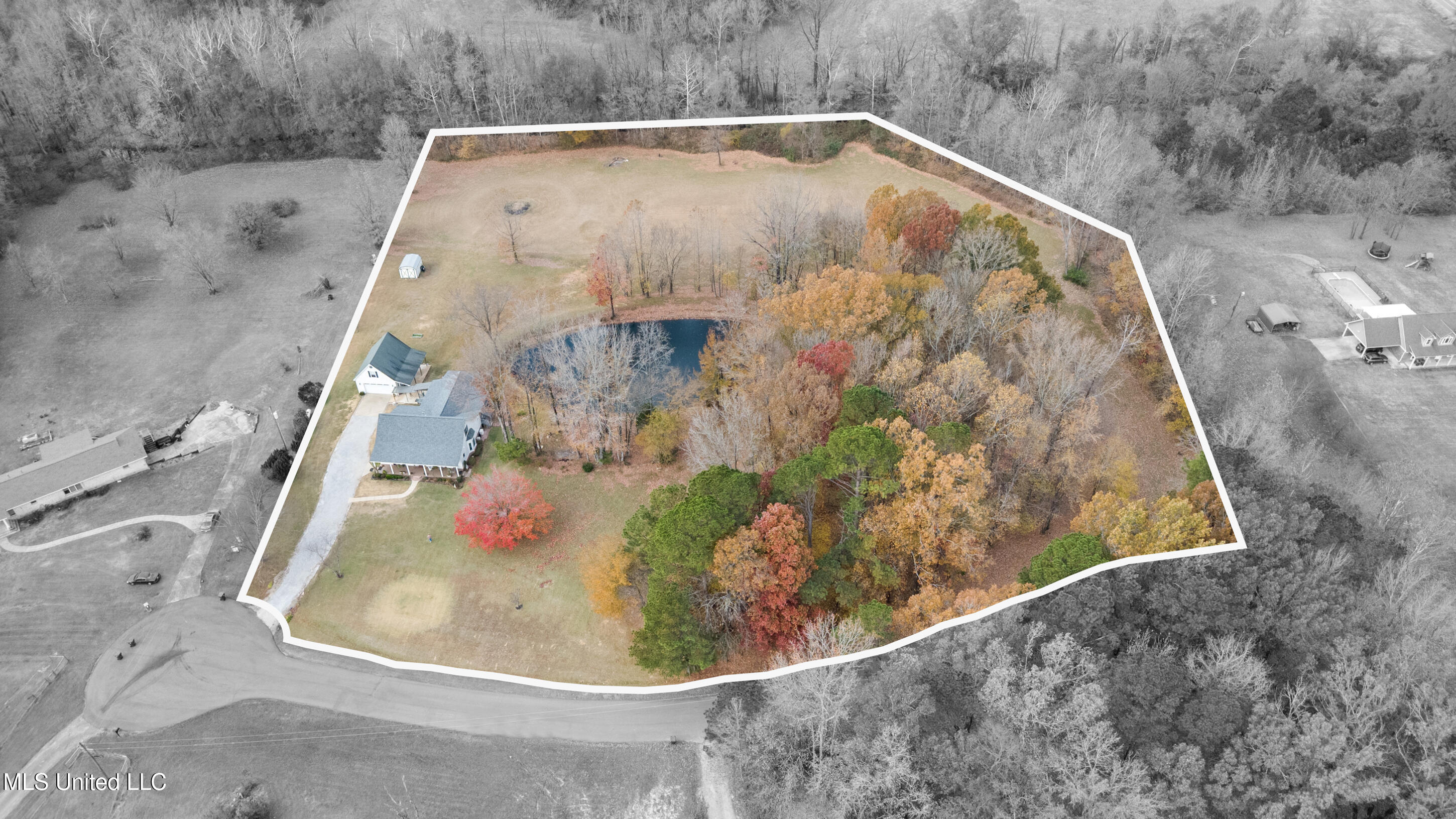 3165 Grand Oaks Drive