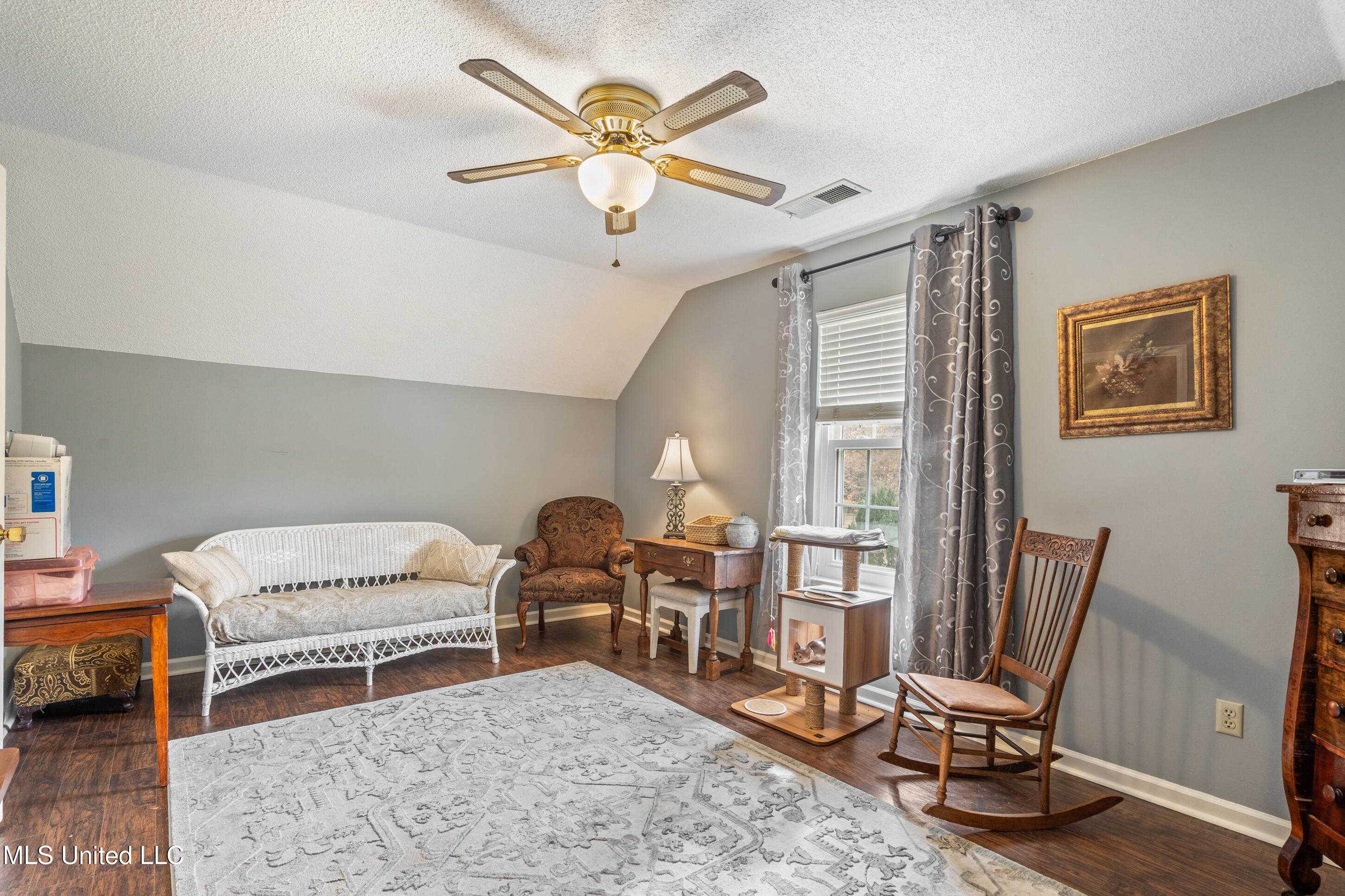 3165 Grand Oaks Drive