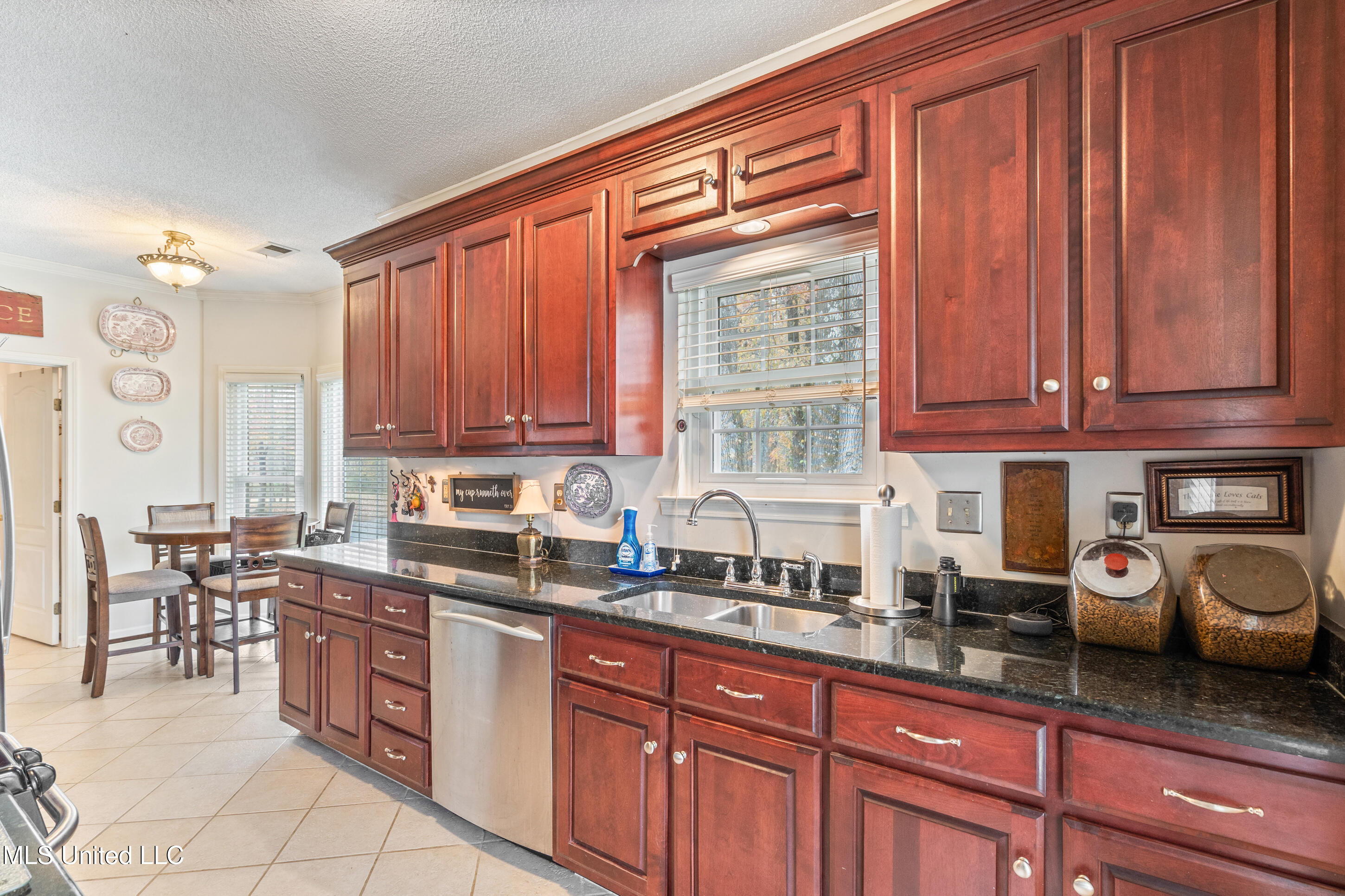 3165 Grand Oaks Drive