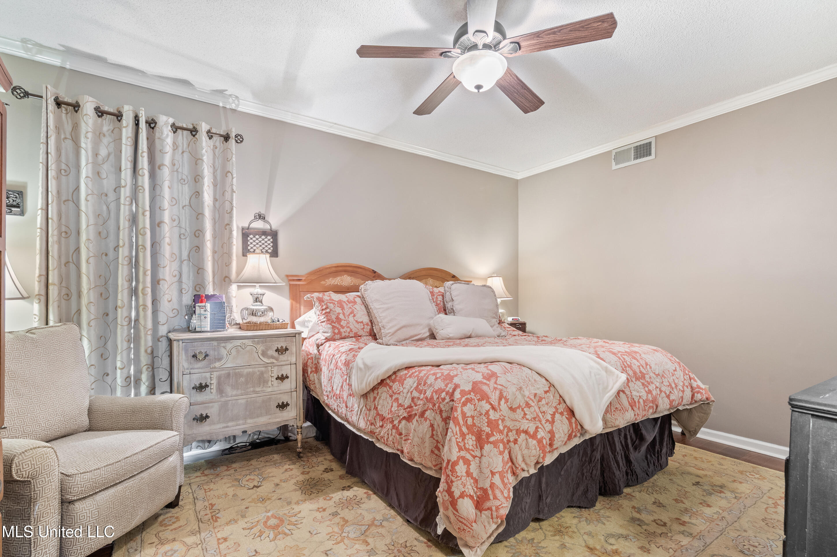 3165 Grand Oaks Drive