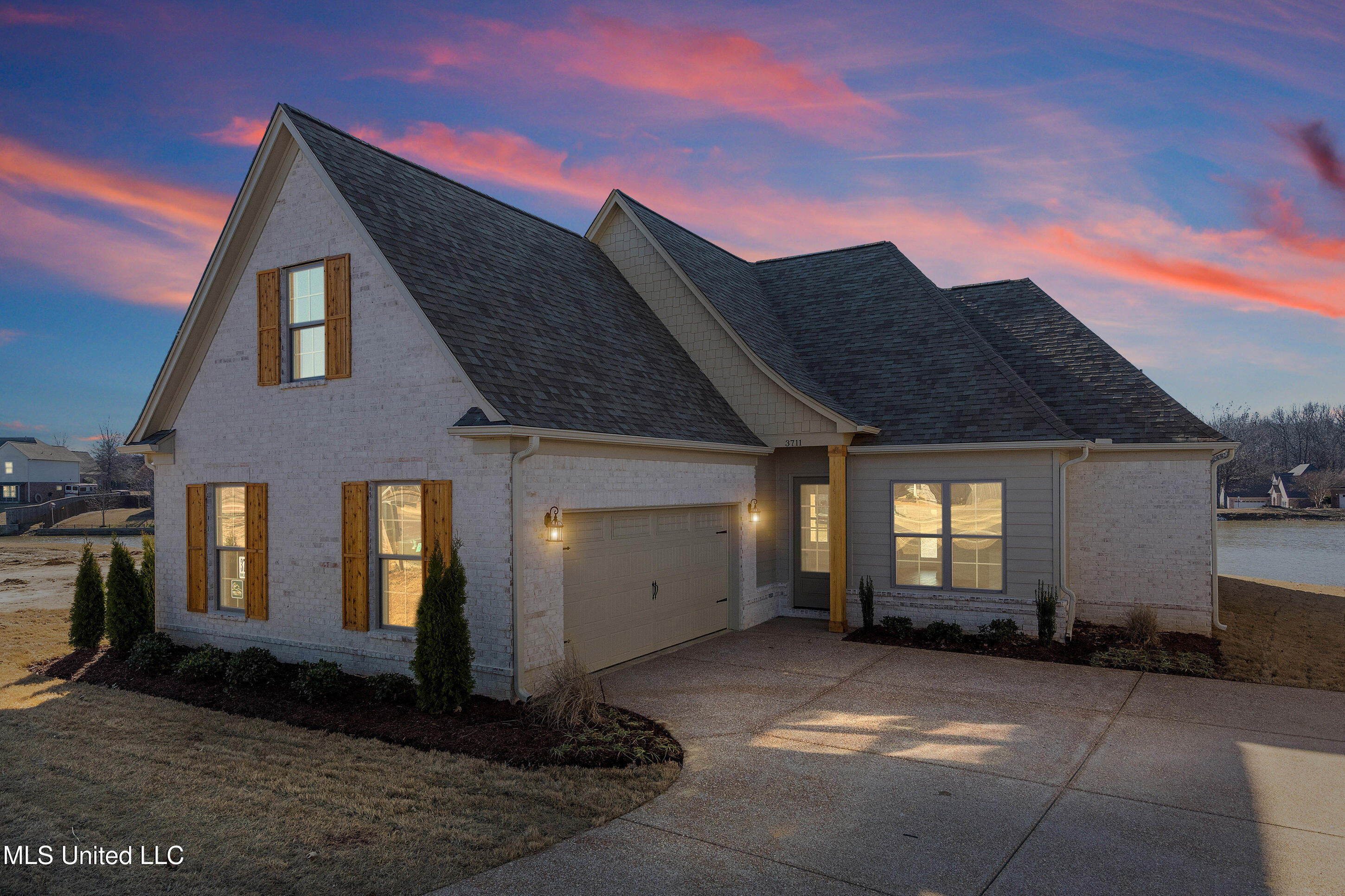 3711 Roland Drive