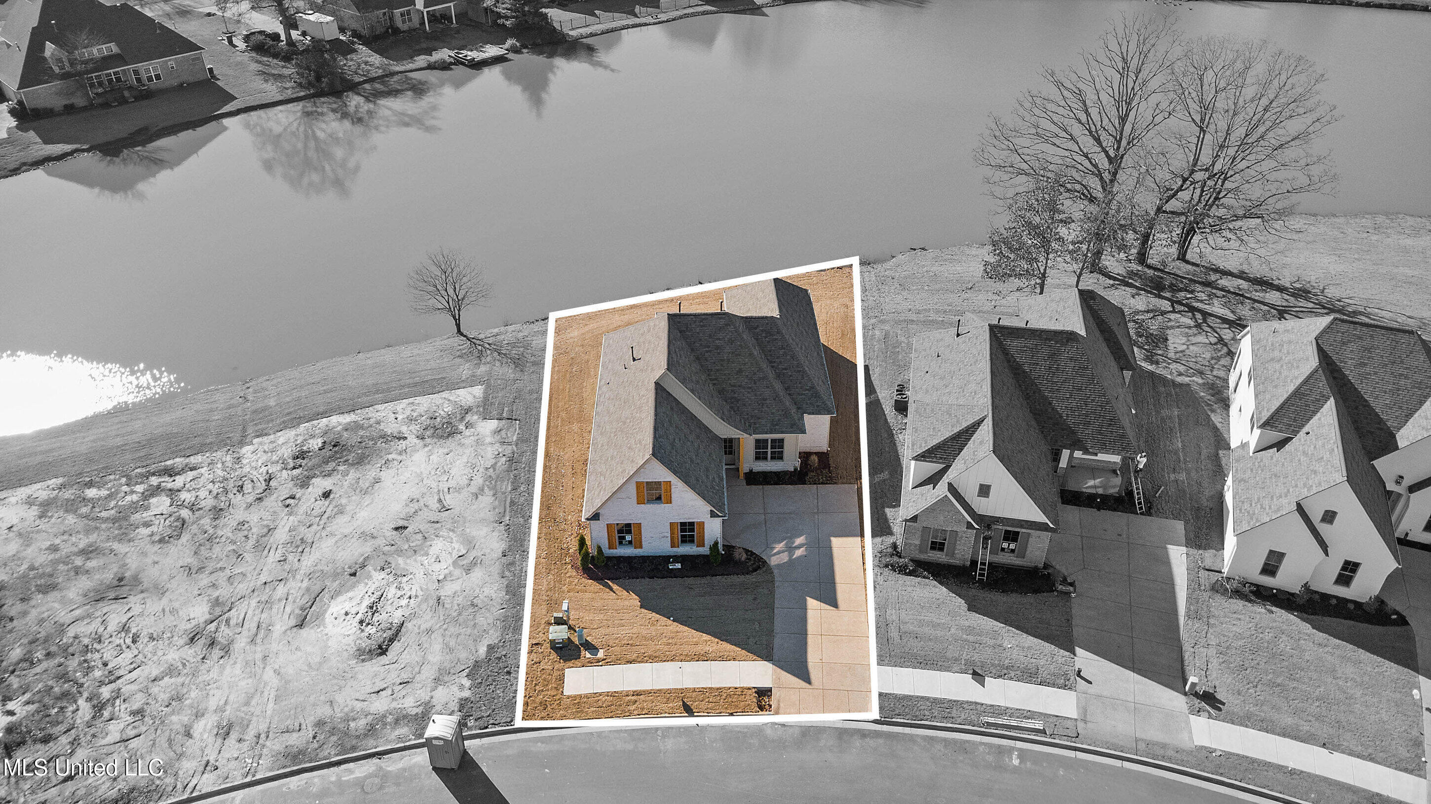 3711 Roland Drive