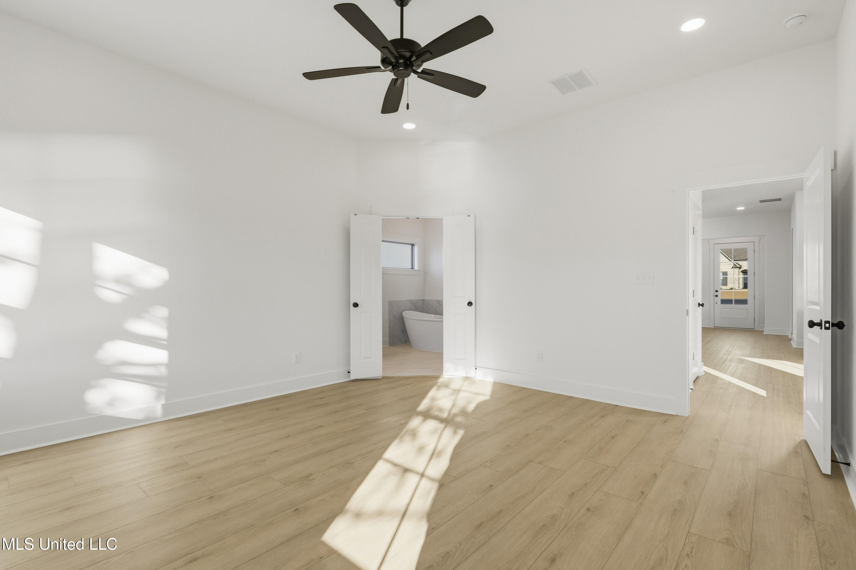 3719 Roland Drive