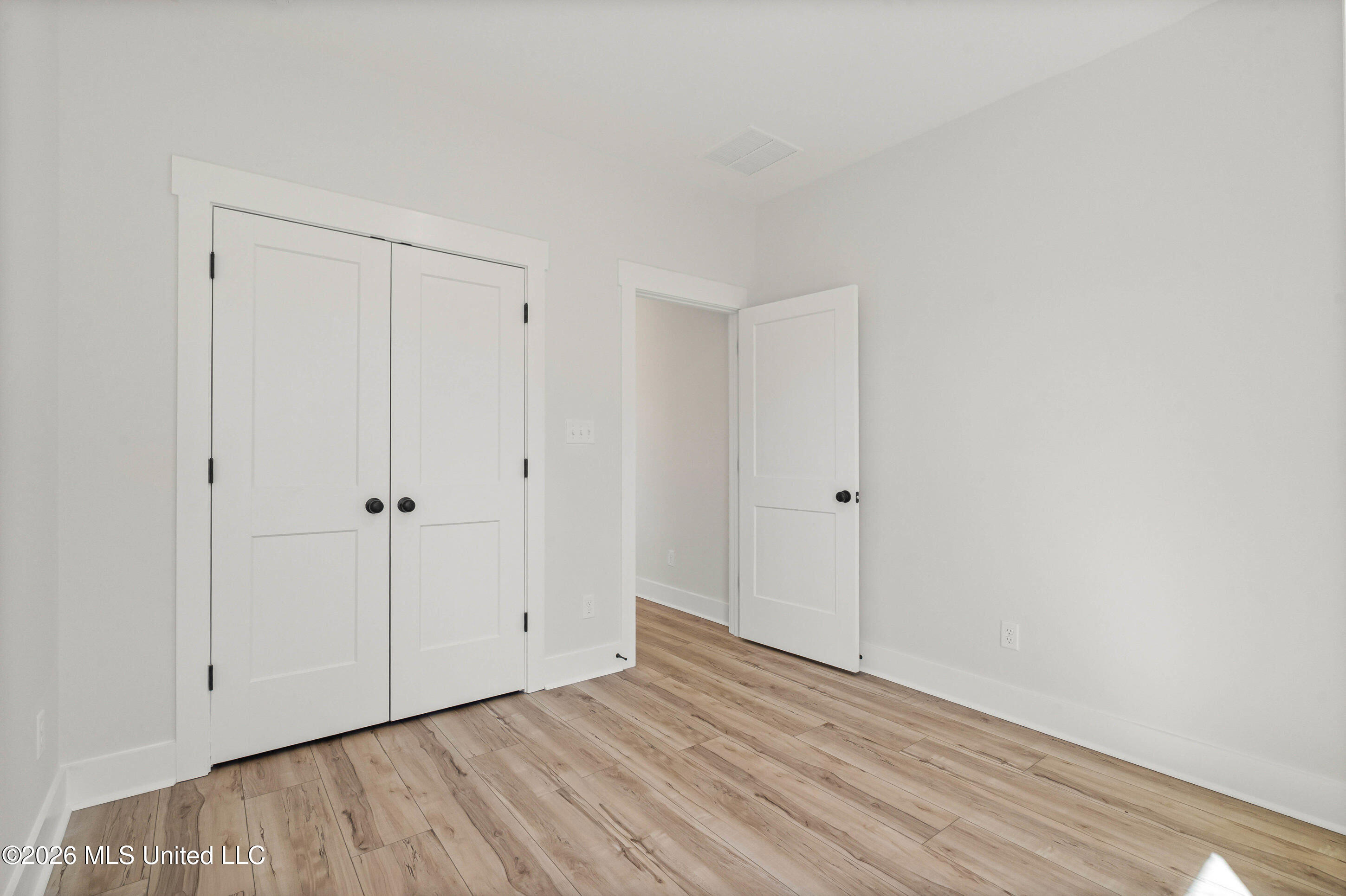2952 Eden Lane