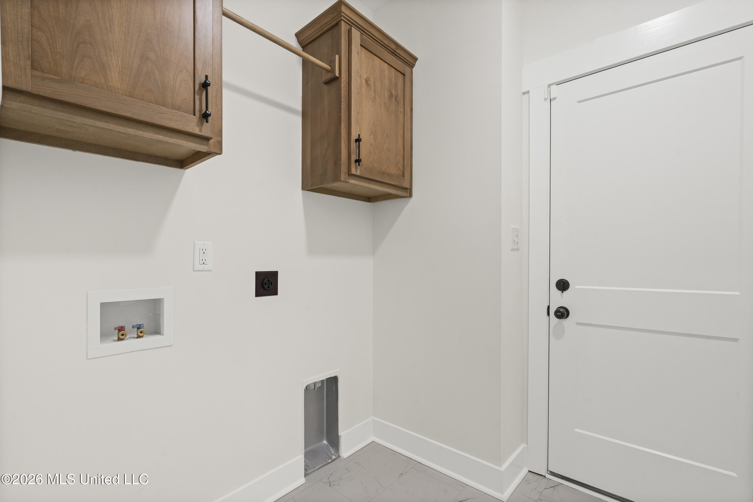 2952 Eden Lane