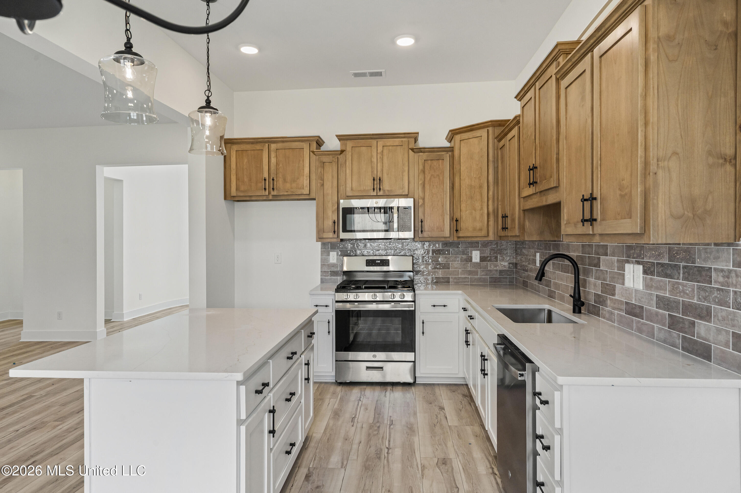 2952 Eden Lane