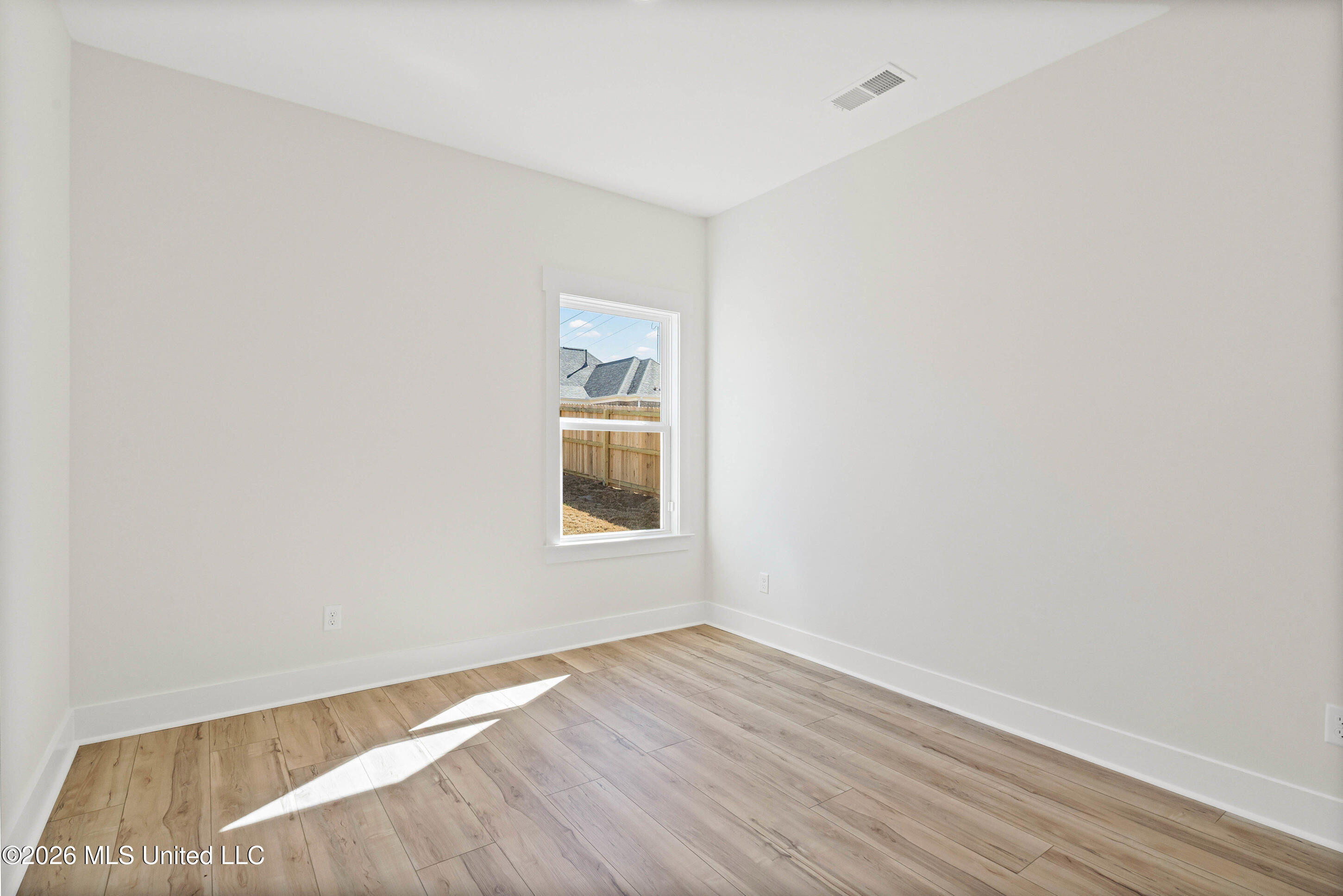 2952 Eden Lane