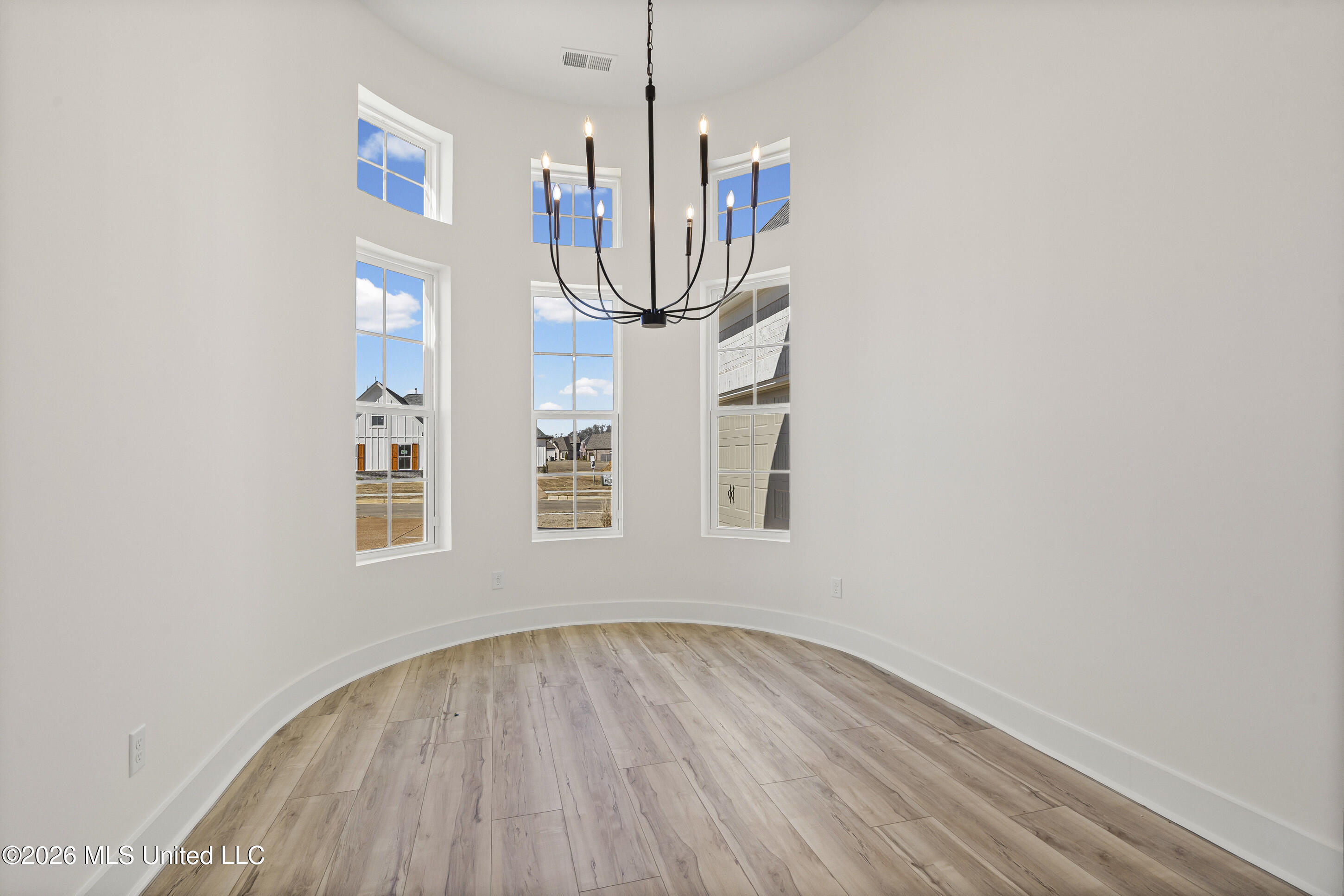 2952 Eden Lane