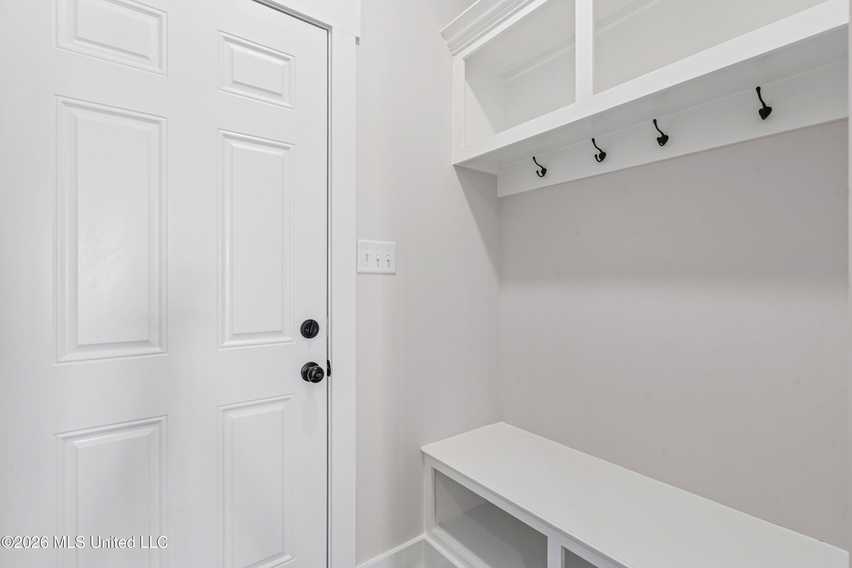 2945 Molly Cove