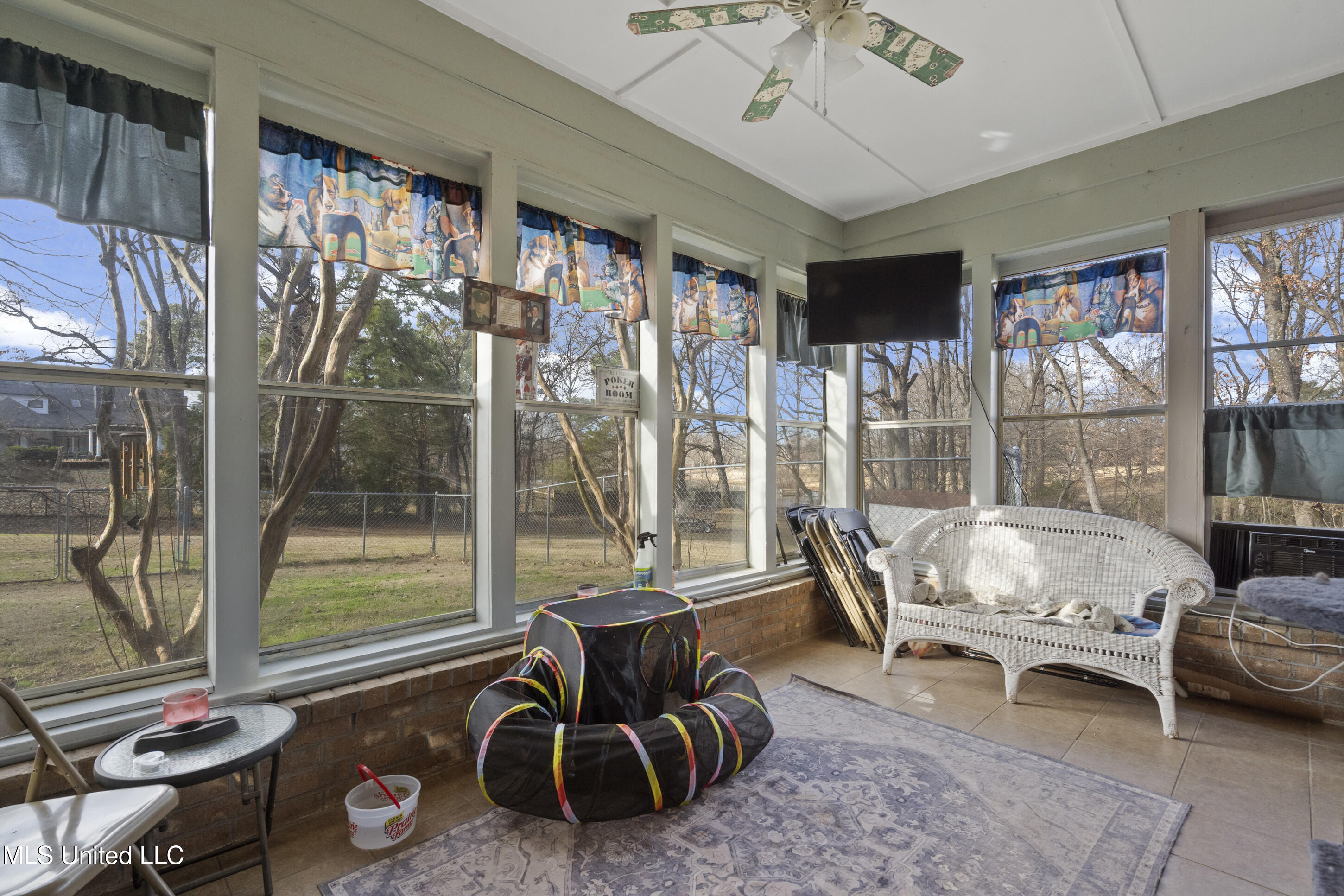 8040 Hunt Club Cove