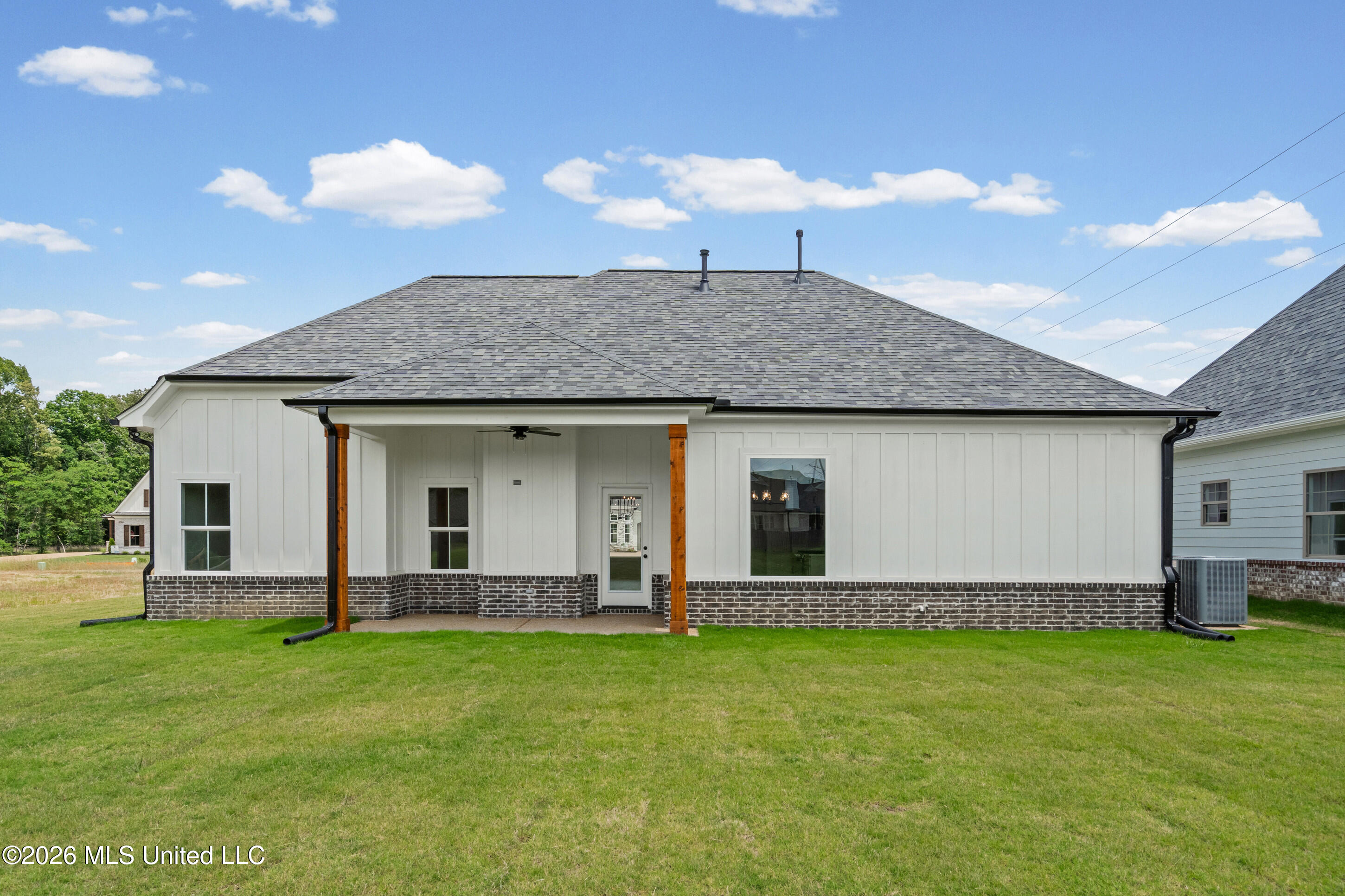 2951 Eden Lane