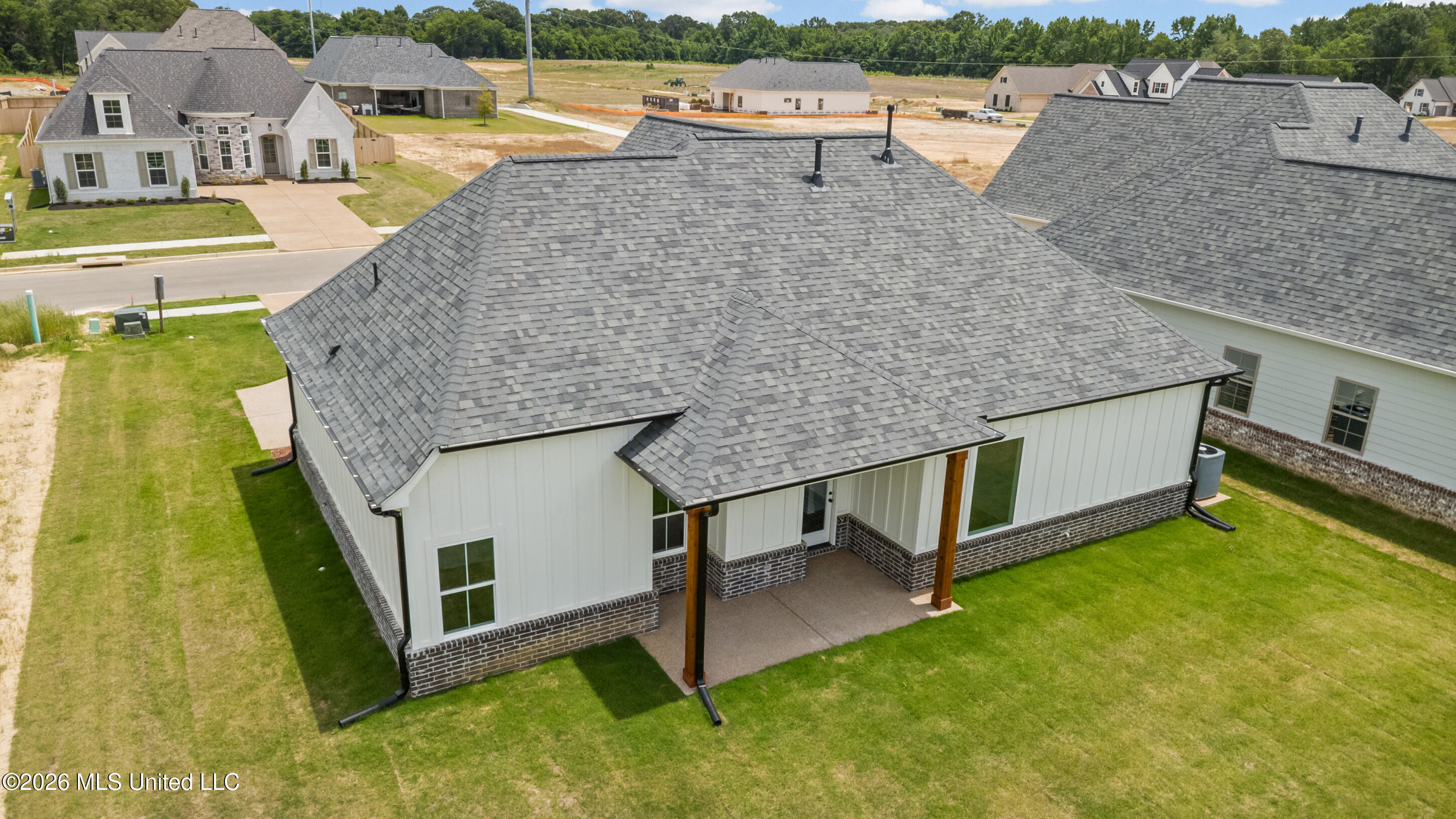 2951 Eden Lane