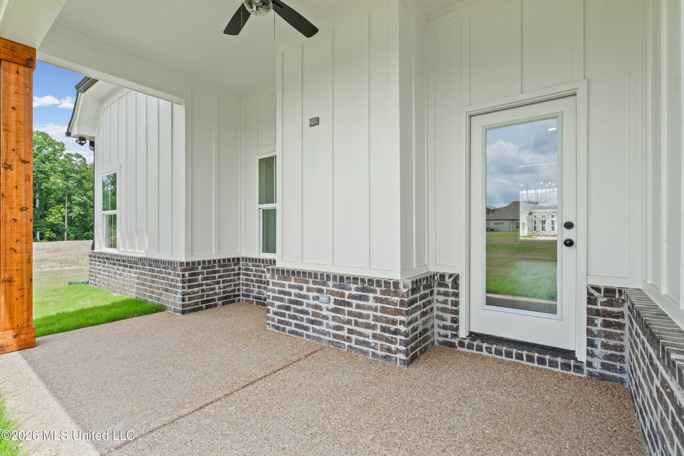 2951 Eden Lane